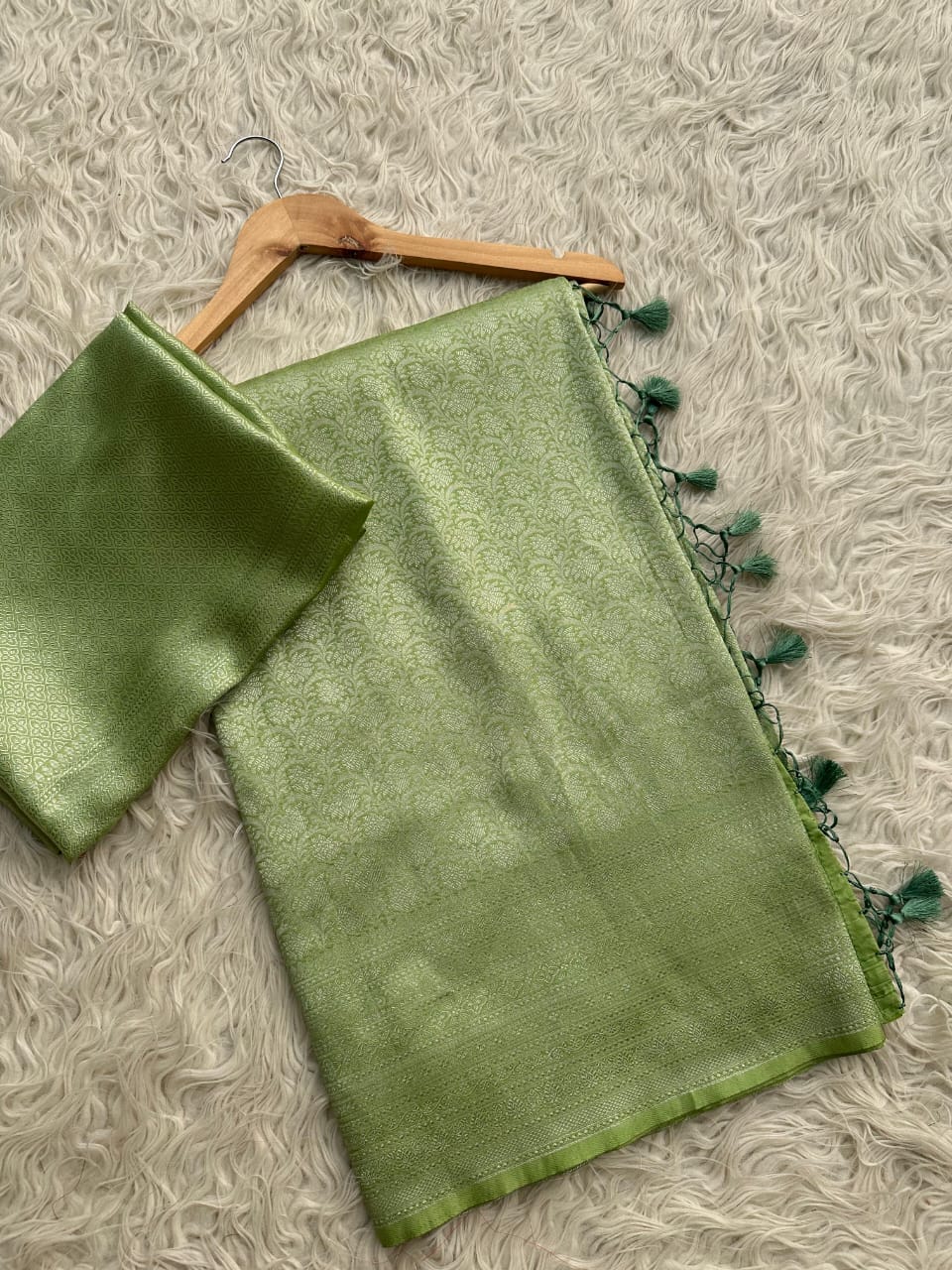 Banarasi Semi Katan Silk Saree With Blouse