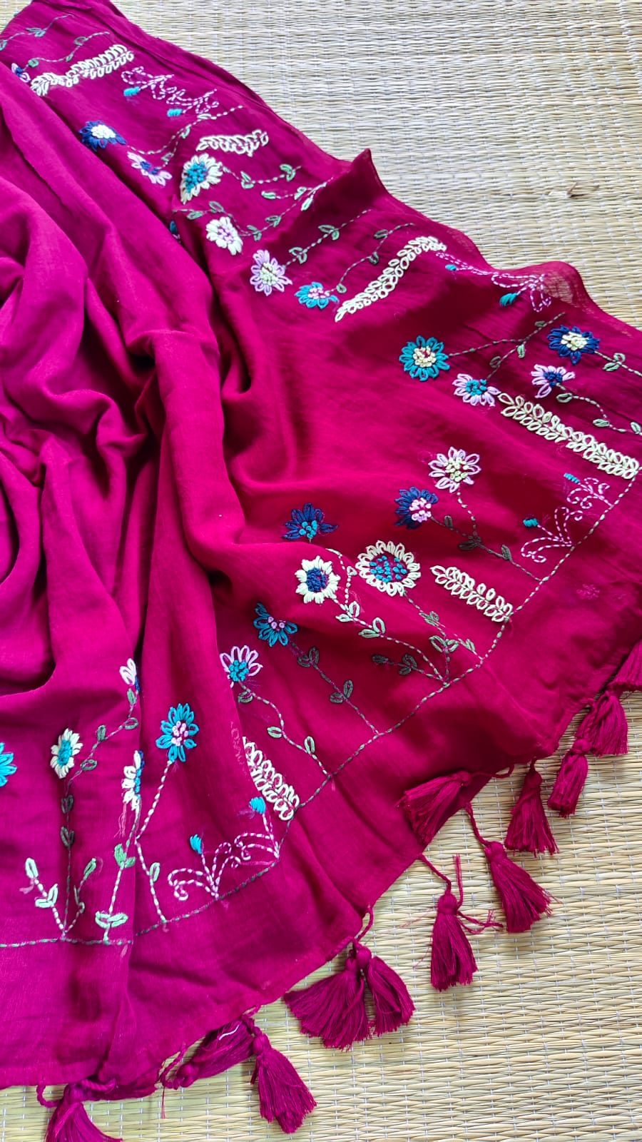 Beautiful Hand Stitch Pure Mul Cotton Saree Without blouse