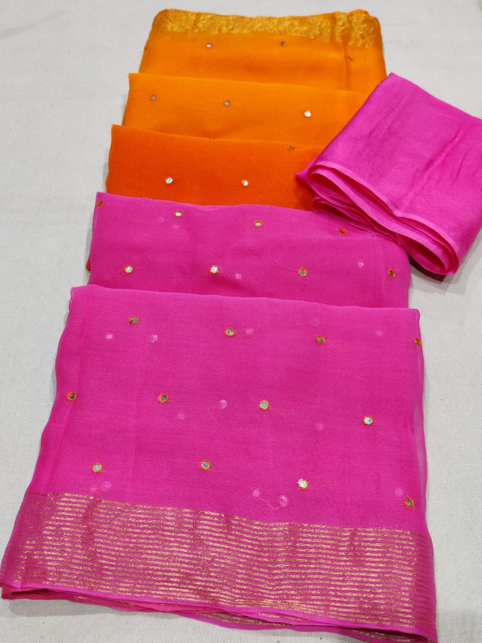 Pure Diamond Chiffon Beautiful Zari Border Work Saree With Blouse