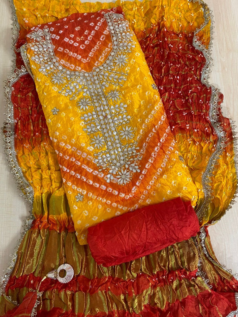 Bandhej Gota patti work Unstitched Suit