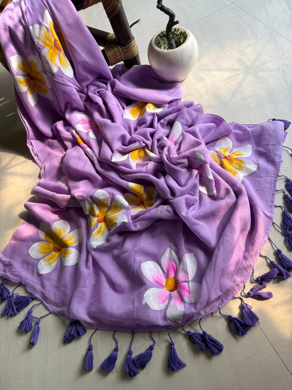 Beautiful Mulmul   Cotton Flowers design Hand Painted Saree