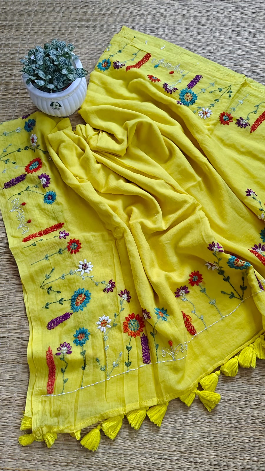 Beautiful Hand Stitch Pure Mul Cotton Saree Without blouse
