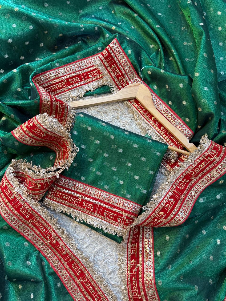 Banarasi Tissue Silk Saree With Blouse