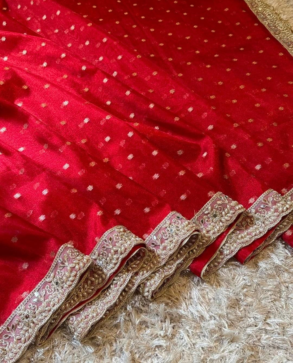 Banarasi Kanjivaram  katan Tissue Silk Saree With Beautiful lace border