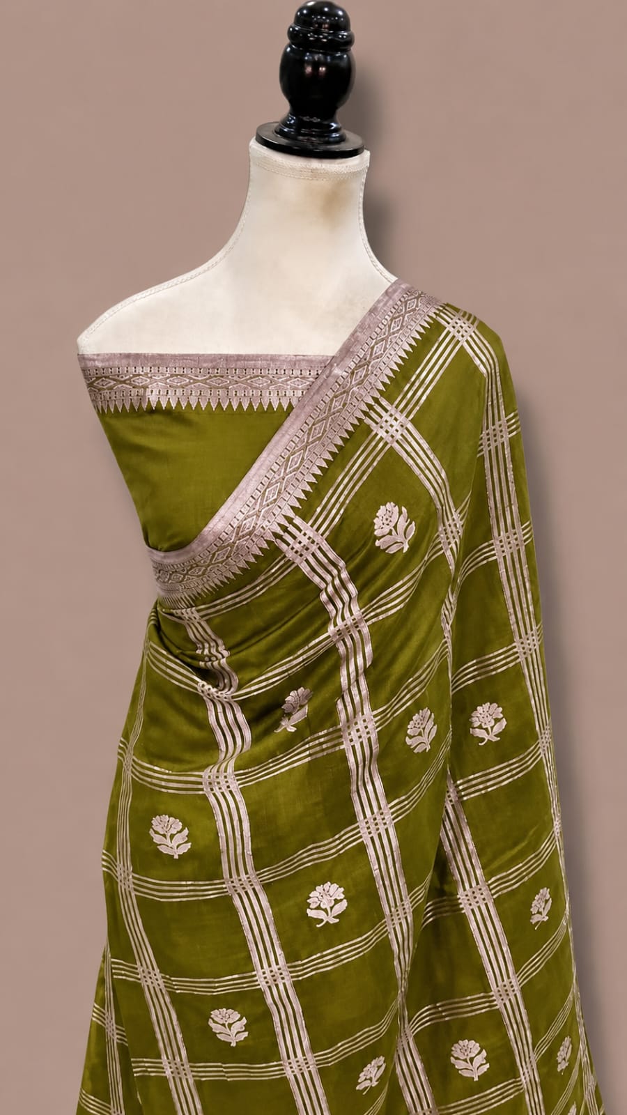 Mango Katan Banarasi Soft Silk Saree with Zari Check Weaving and Floral Boota Work