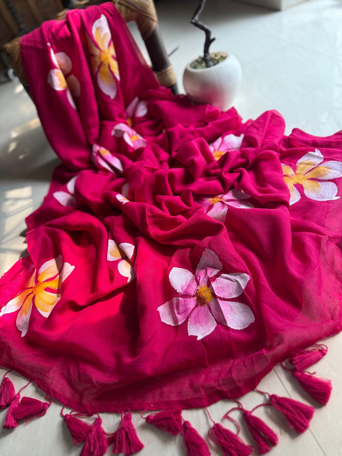 Beautiful Mulmul   Cotton Flowers design Hand Painted Saree