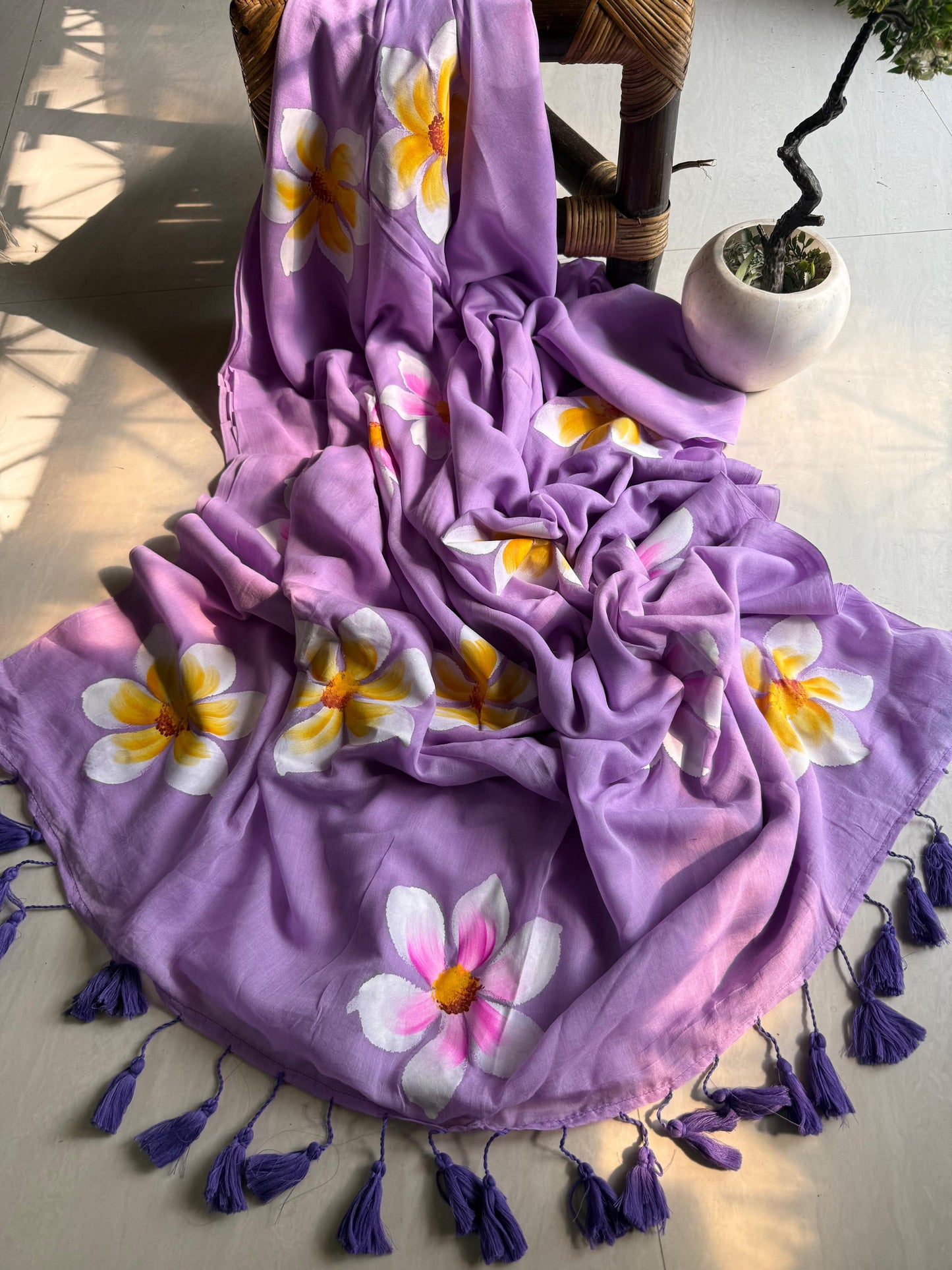 Beautiful Mulmul   Cotton Flowers design Hand Painted Saree