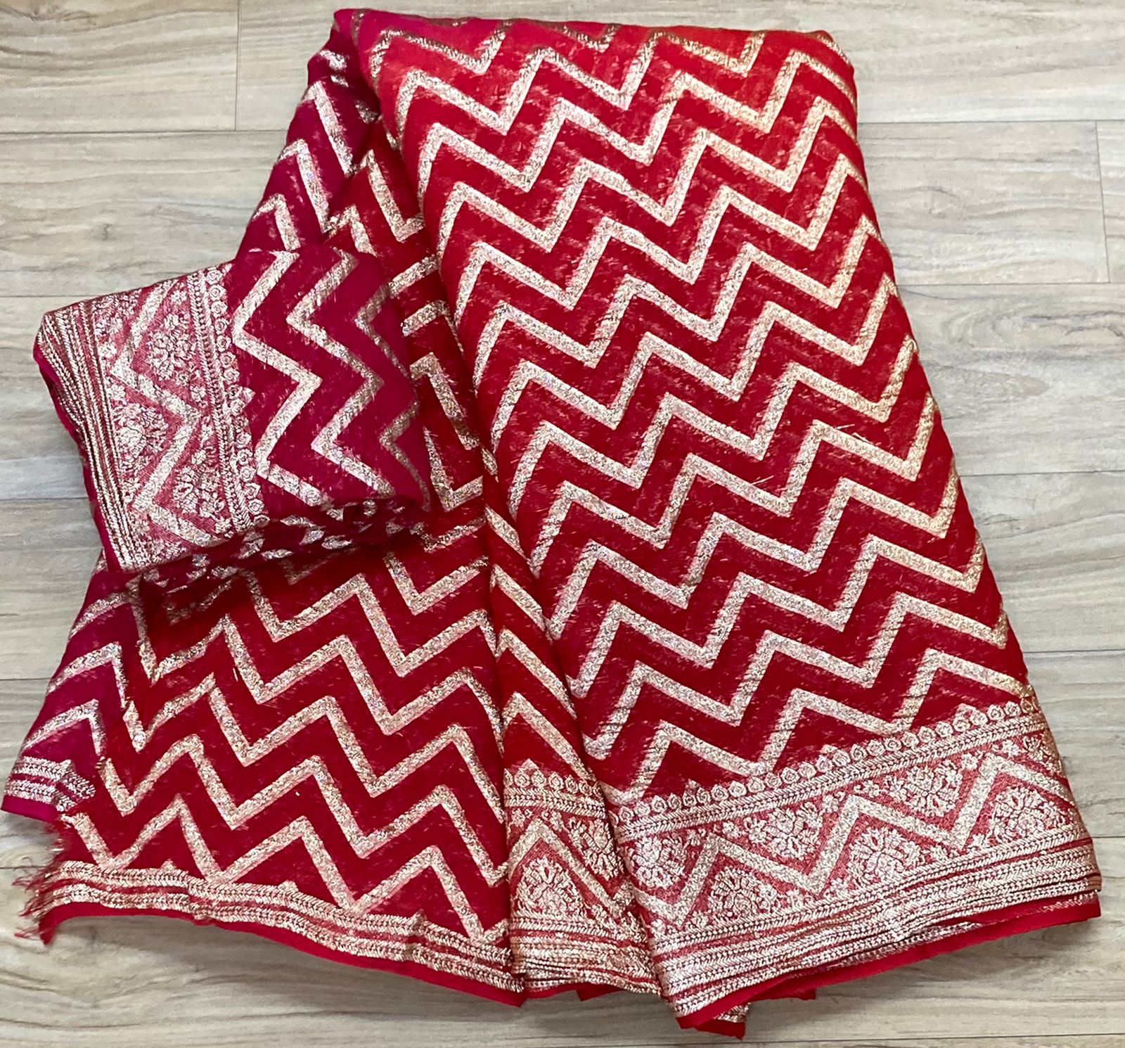 Georgette Zig Zag Pattern Saree