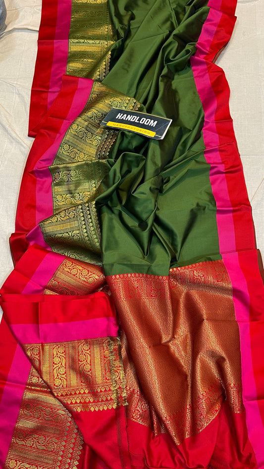 Green Color Maheswari Silk Saree With Running Blouse ( length- 6.3 meter )