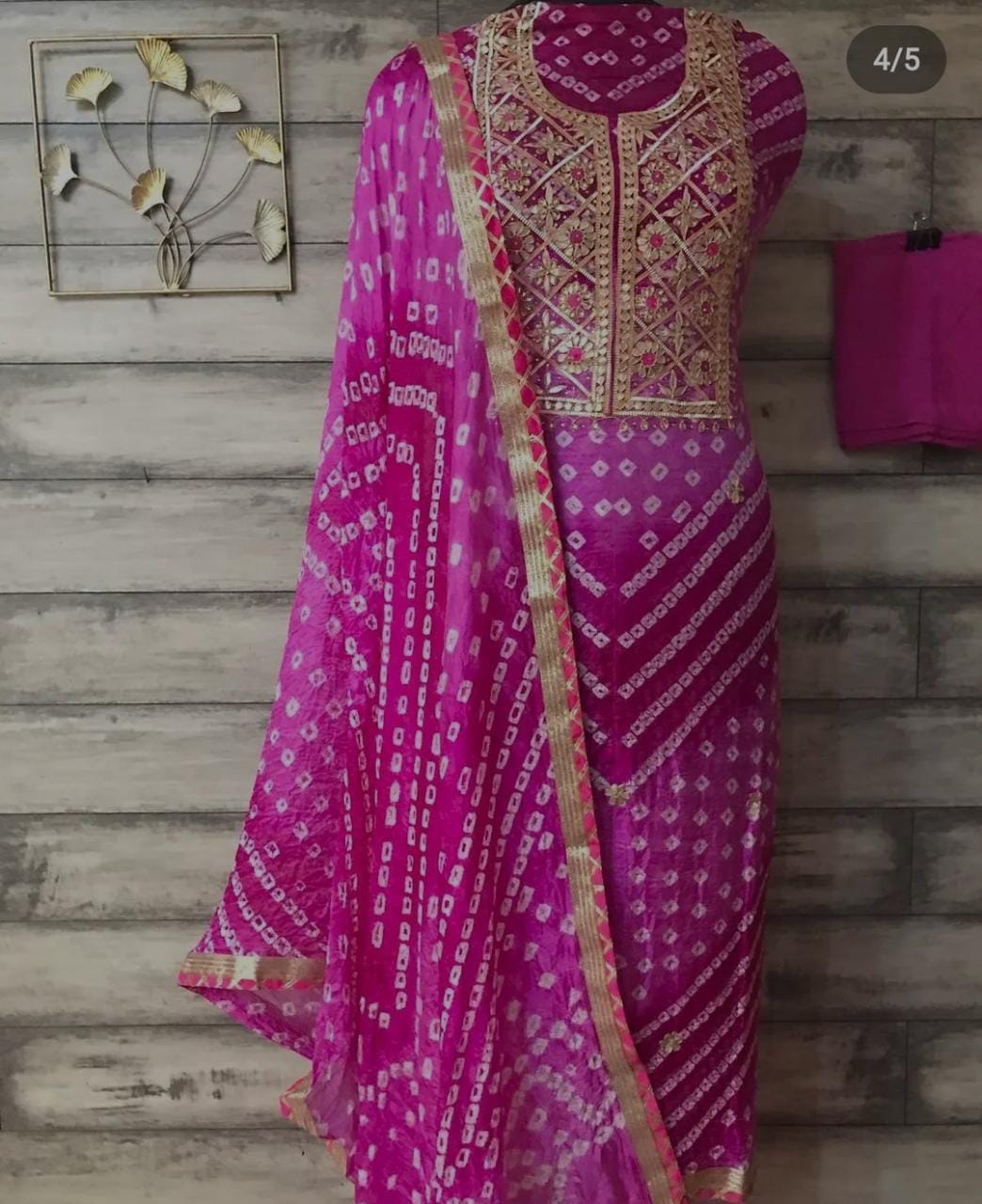 Bandhej Gota patti work Unstitched Suit