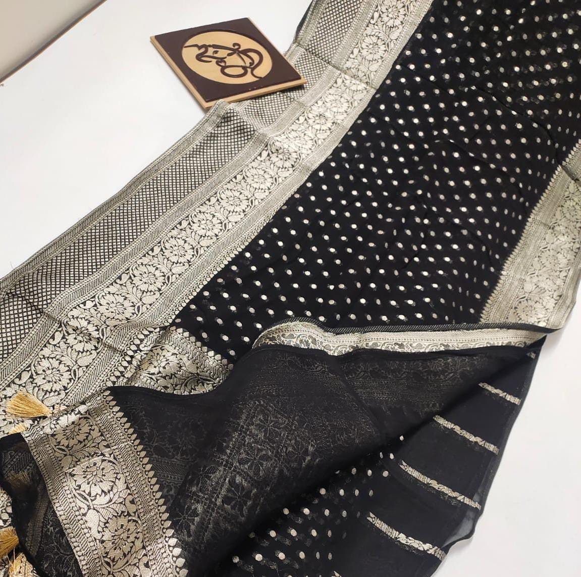 Banarasi  Semi kora silk saree