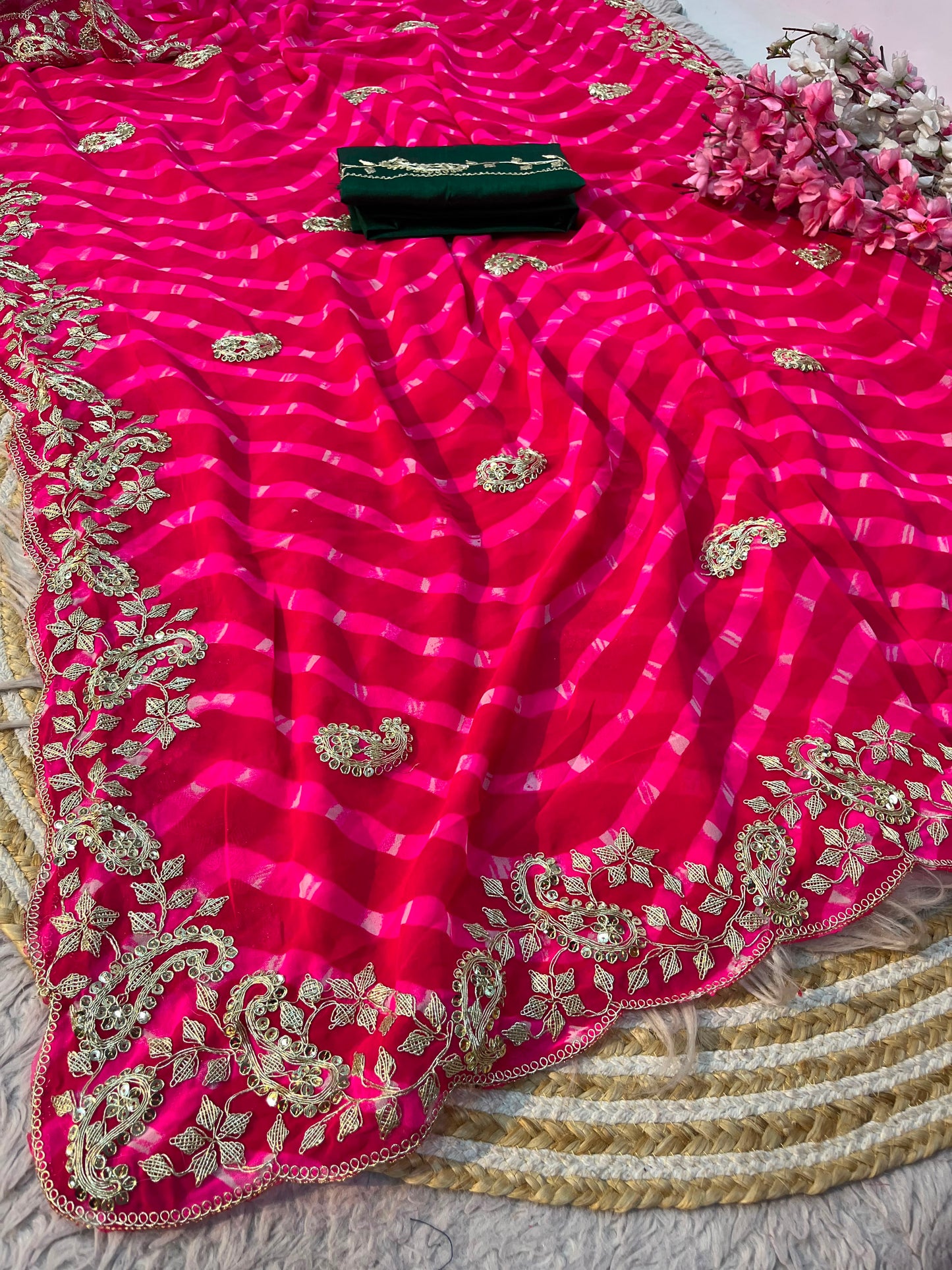 Desinger Georgette Leheriya Pattern Saree With Blouse