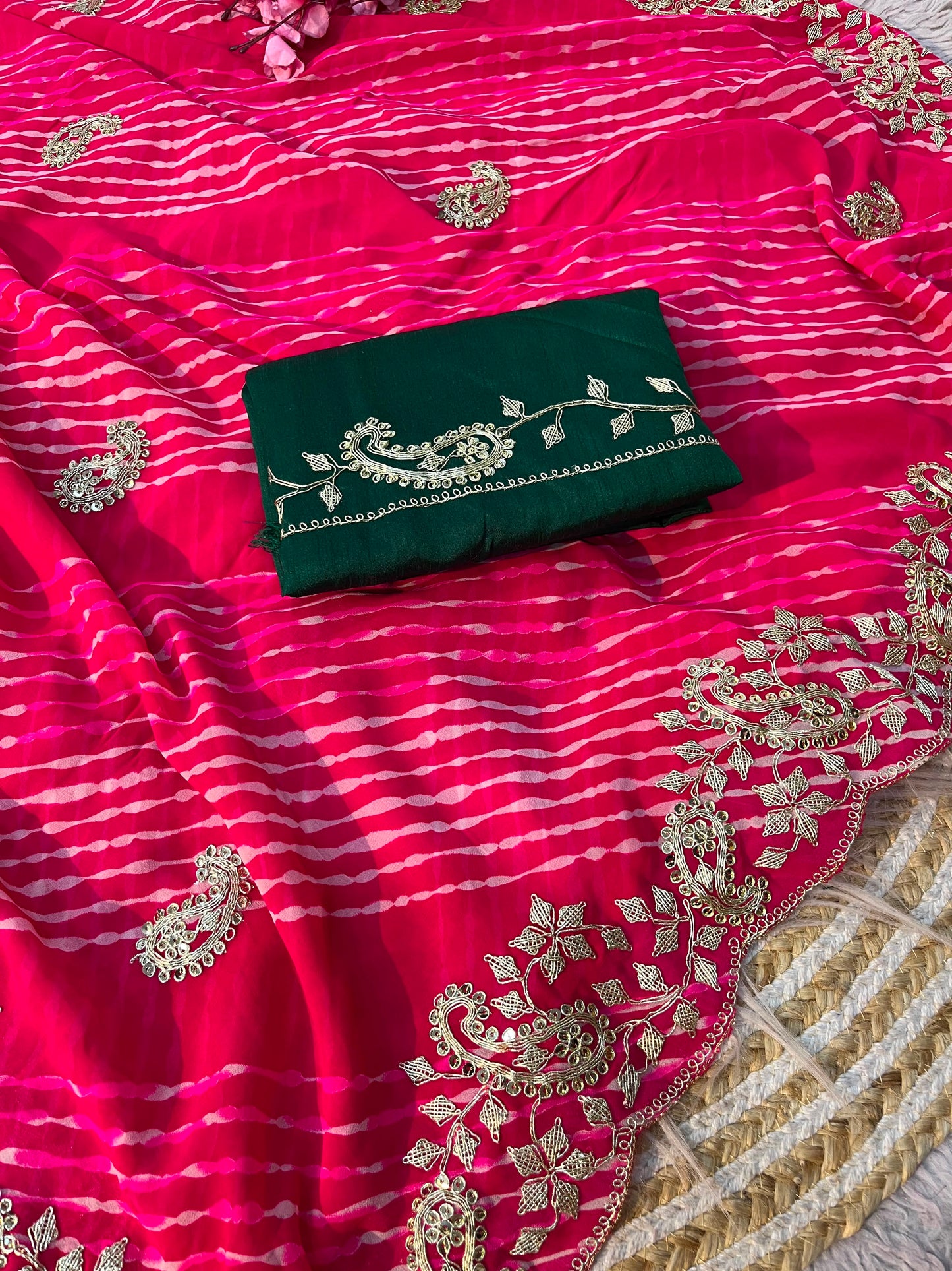 Desinger Georgette Leheriya Pattern Saree With Blouse
