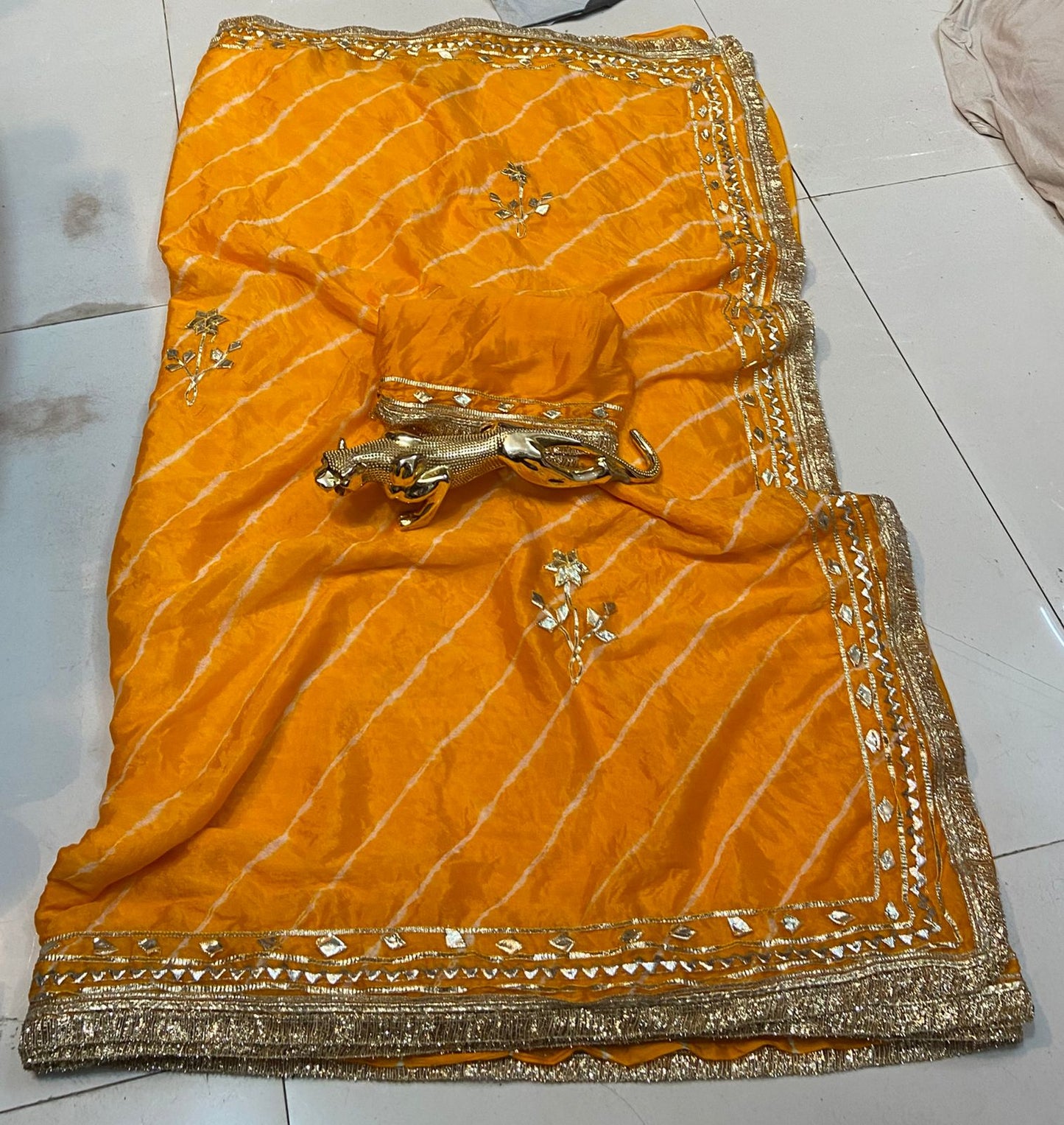 Desinger Georgette Leheriya Pattern Saree With Blouse