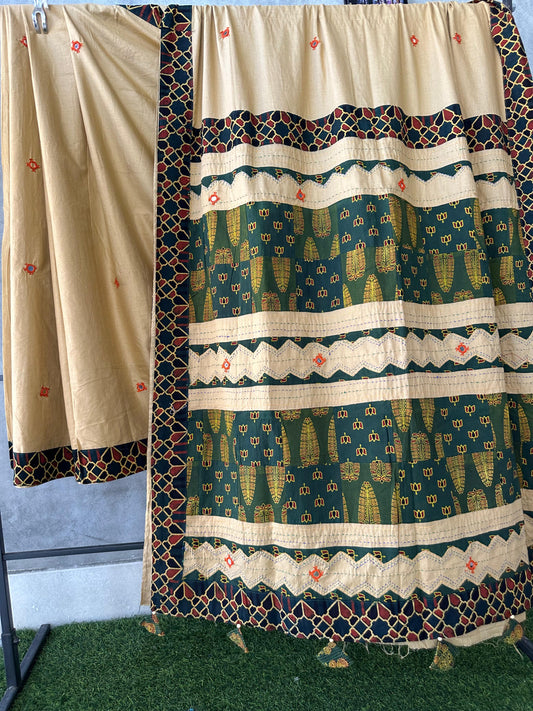 Pure Mul Cotton Saree With Ajrakh Mirror Work