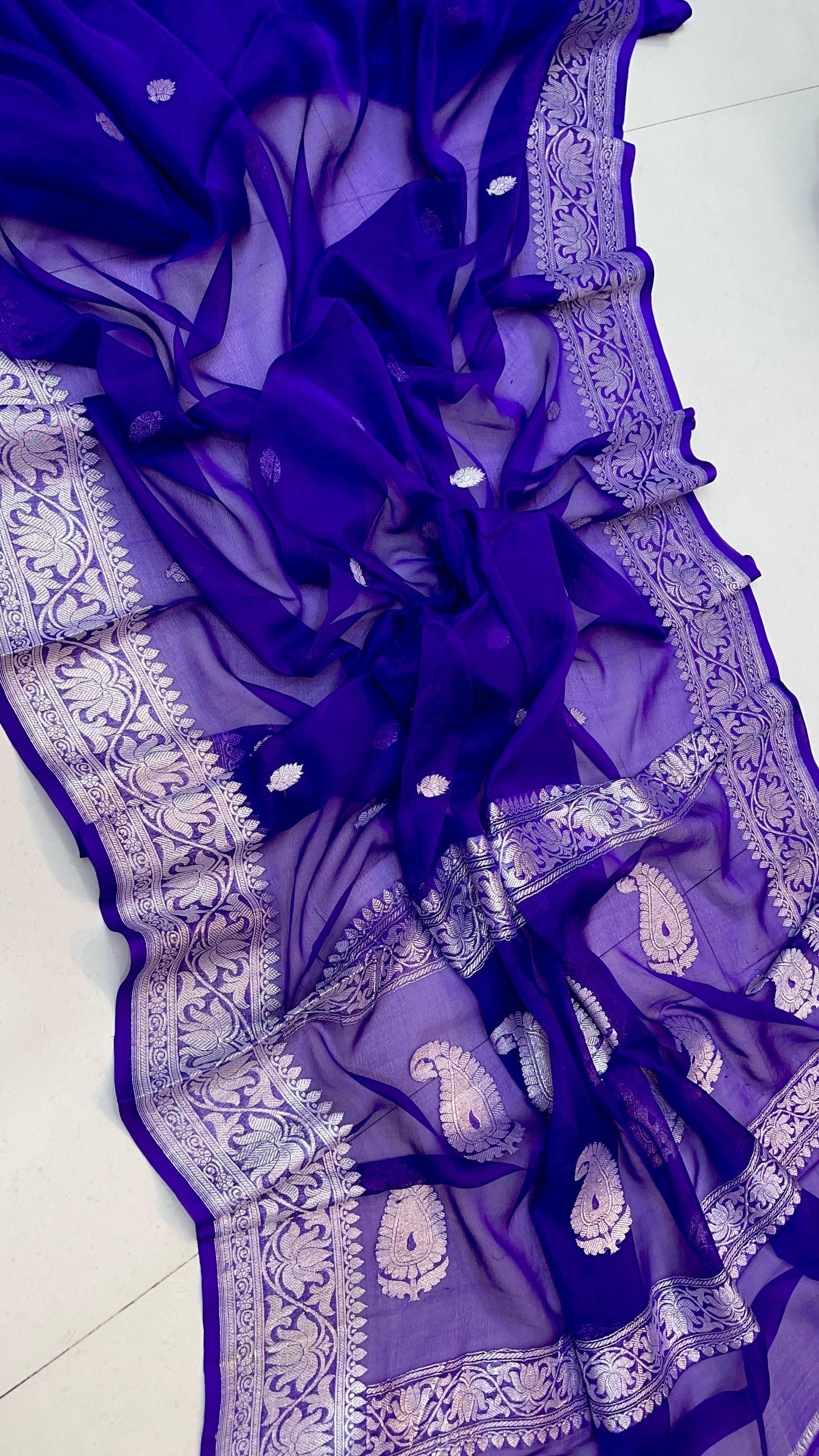Pure Hand loom Khaddi Chiffon Georgette Saree with Silver Zari Weaving blouse                                          (silk mark certified ) (Copy) (Copy)