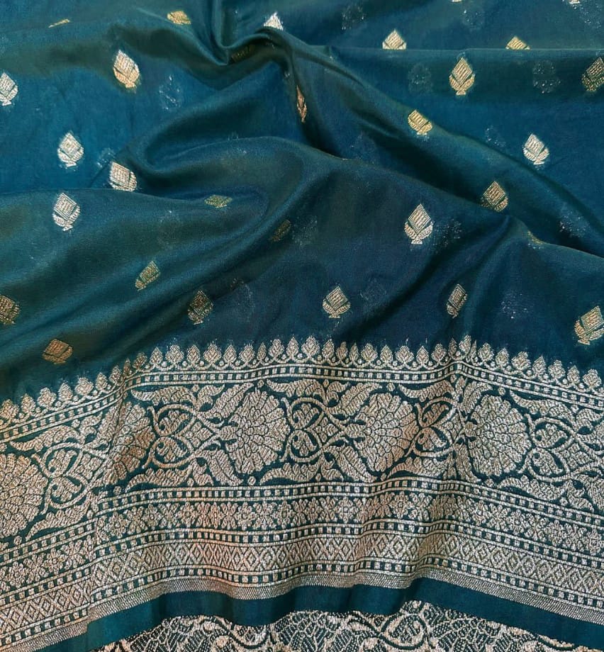 Banarasi  Semi  Warm Silk Soft Saree