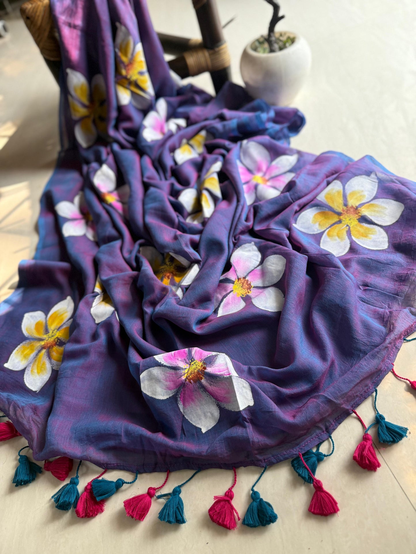 Beautiful Mulmul   Cotton Flowers design Hand Painted Saree
