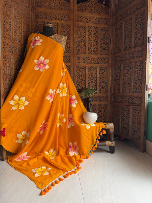 Beautiful Mulmul   Cotton Flowers design Hand Painted Saree
