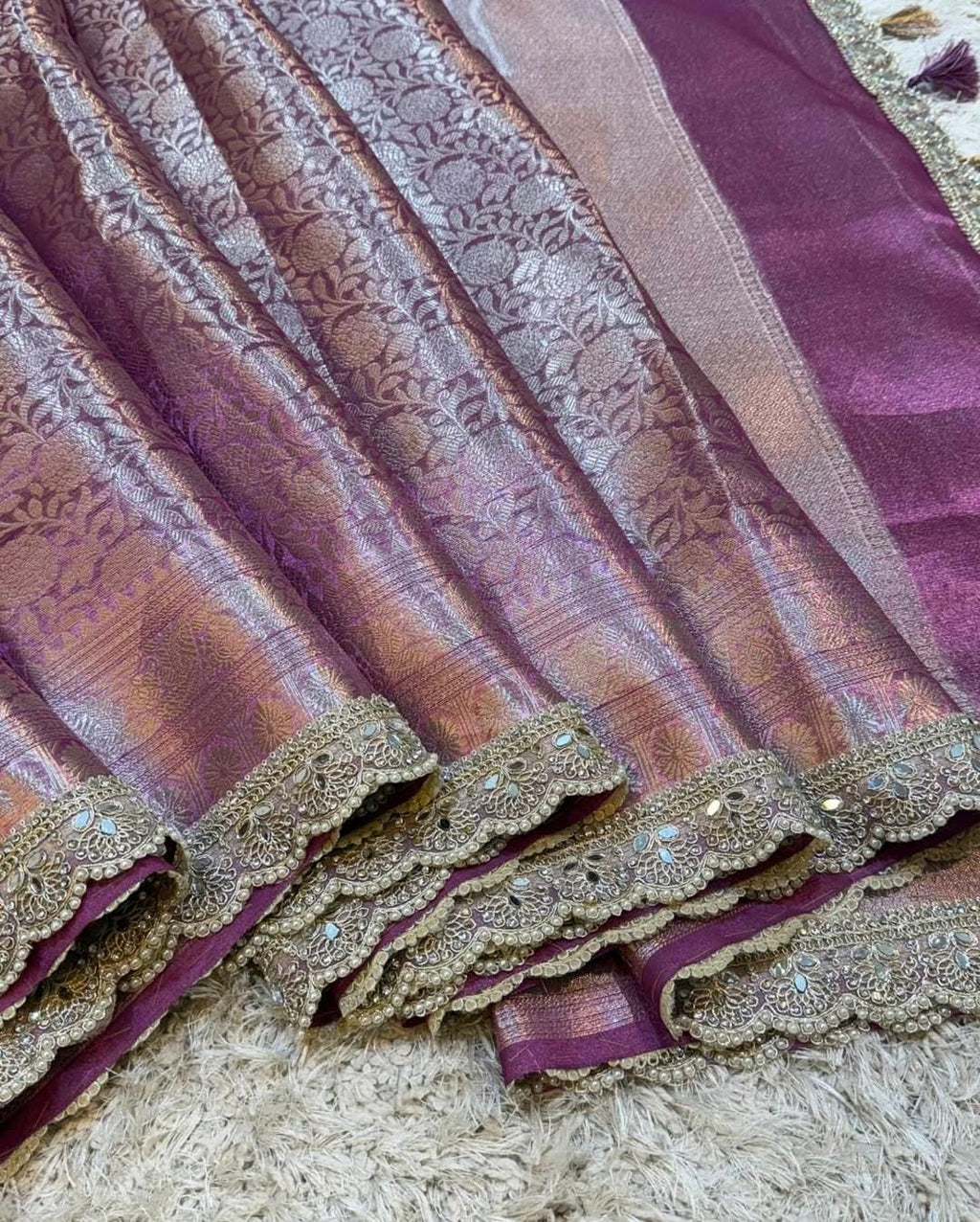 Banarasi Kanjivaram  katan Tissue Silk Saree With Beautiful lace border