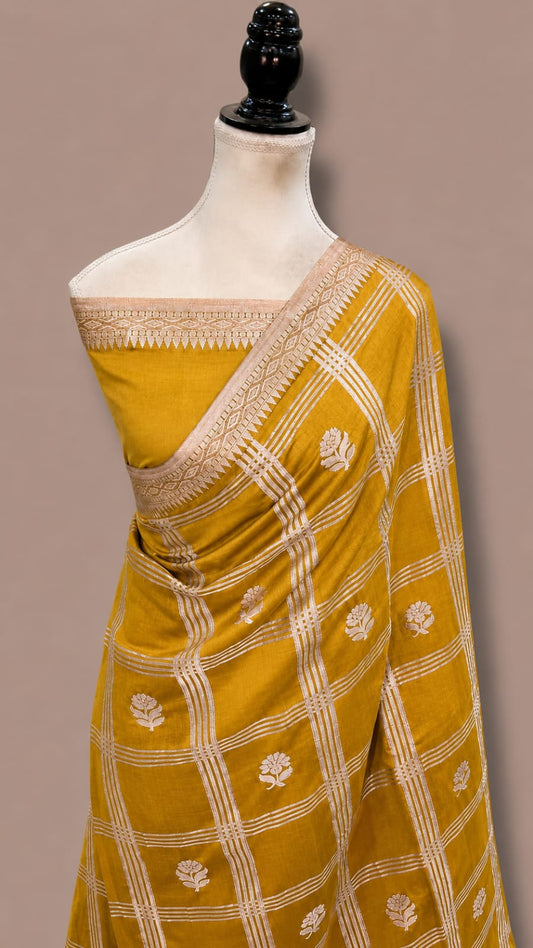 Mango Katan Banarasi Soft Silk Saree with Zari Check Weaving and Floral Boota Work