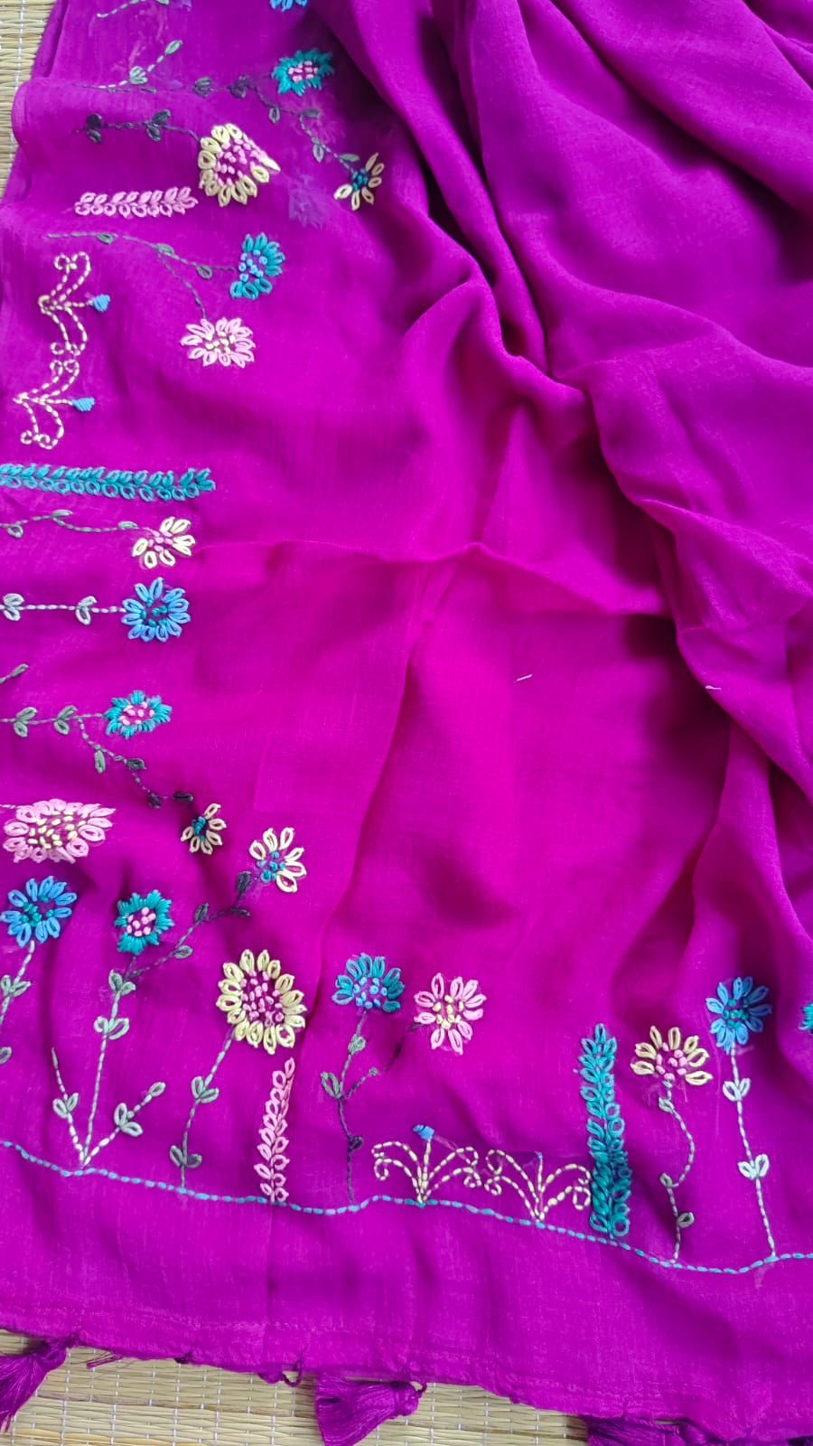 Beautiful Hand Stitch Pure Mul Cotton Saree Without blouse