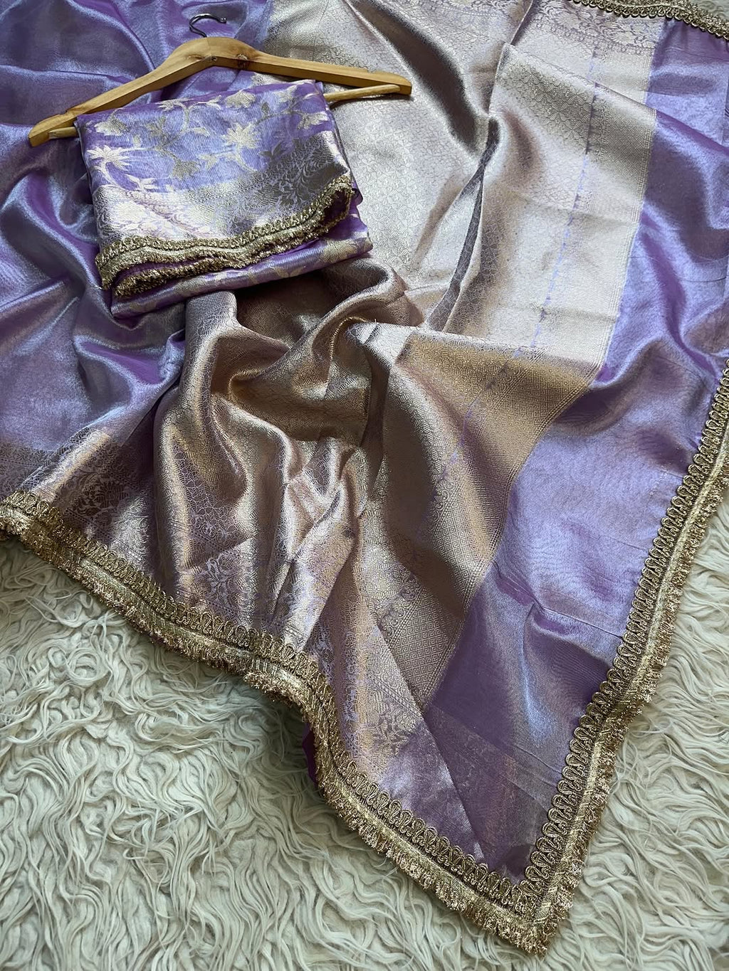 Banarasi Tissue Silk Saree With beautiful borders lace