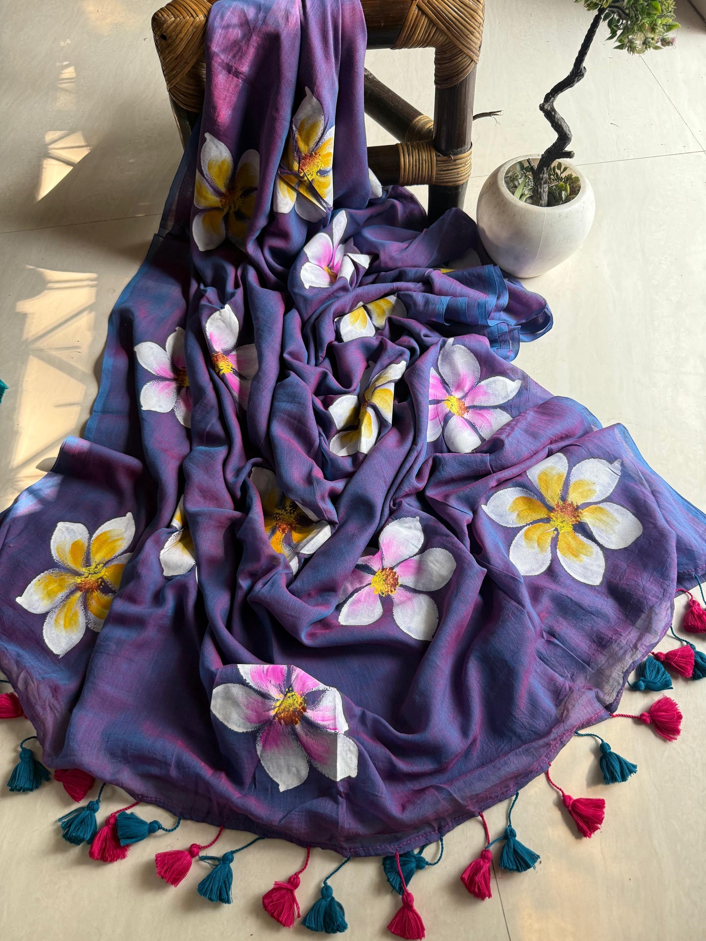 Beautiful Mulmul   Cotton Flowers design Hand Painted Saree