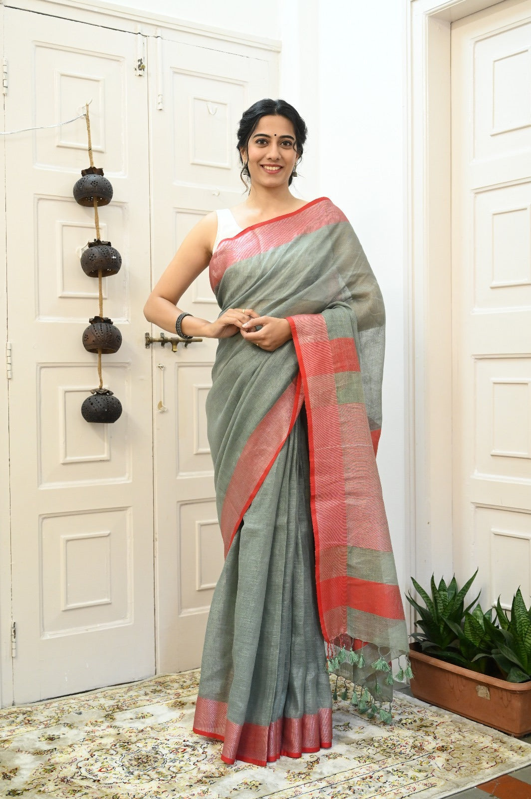 Linen By Linen Saree With Blouse