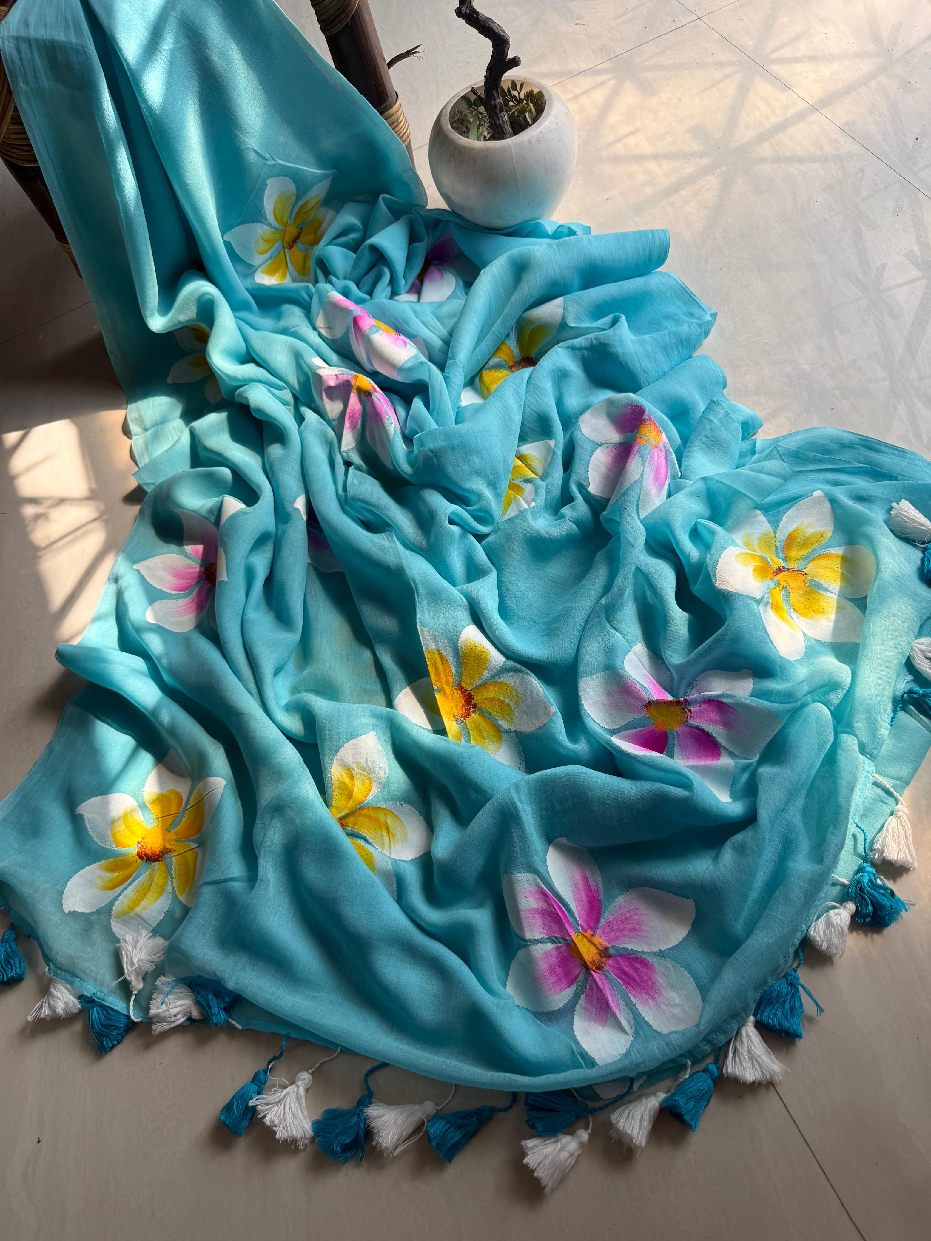 Beautiful Mulmul   Cotton Flowers design Hand Painted Saree