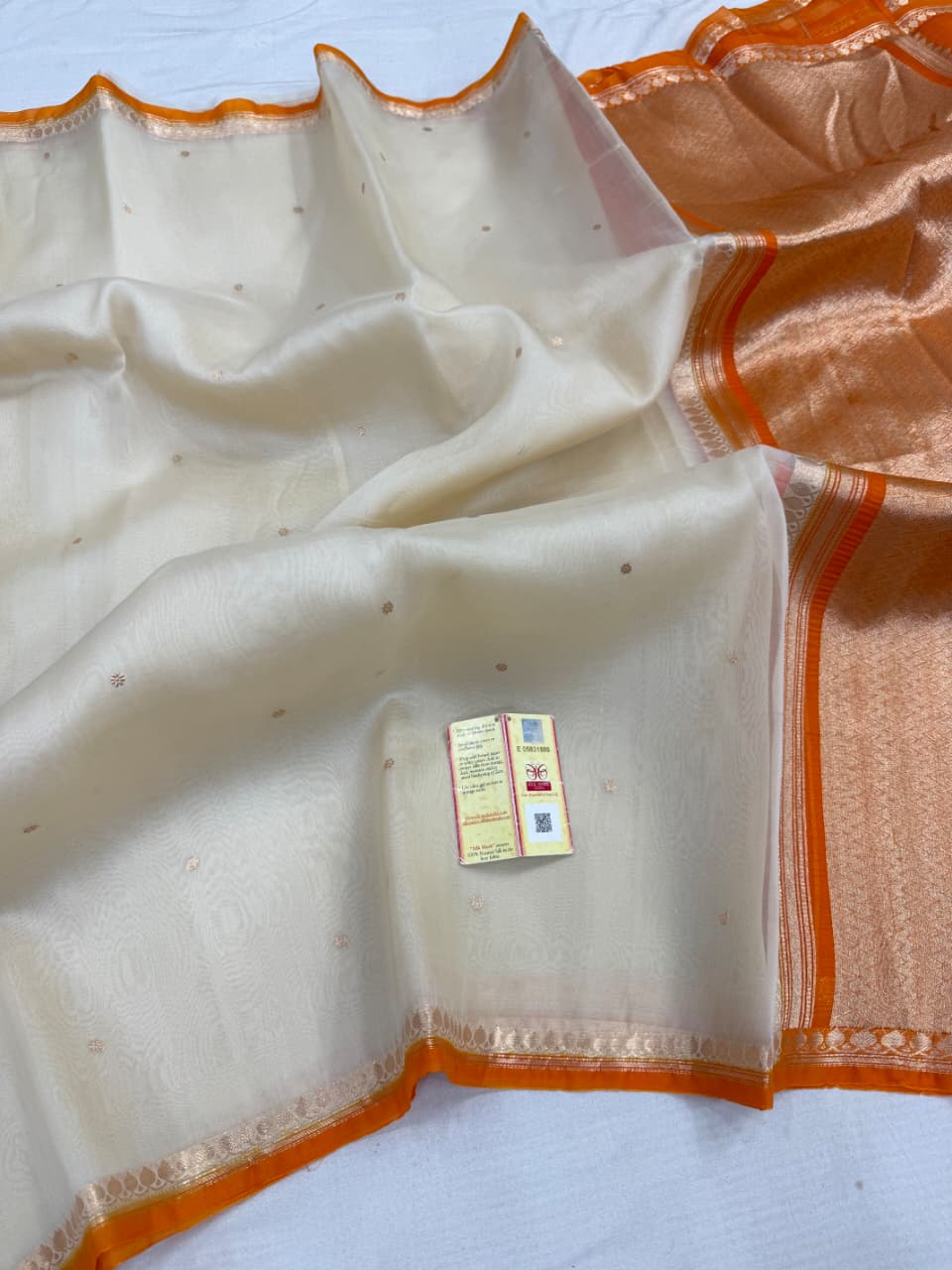 Pure Handloom banarasi  kora Silk Saree With Blouse