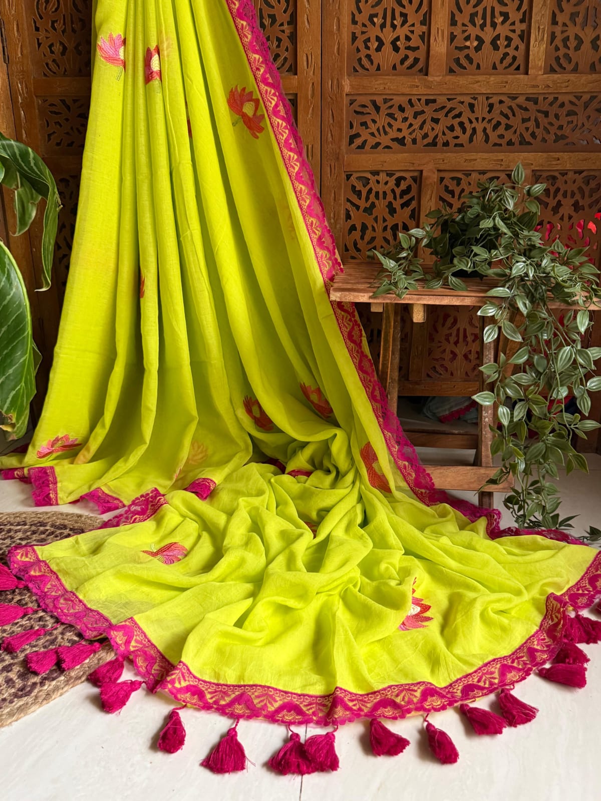 Premium Pure Mulmul Cotton Saree with Designer Lace Border