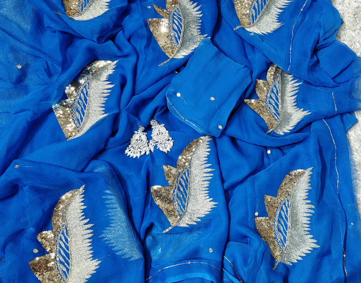 Pure Diamond Chiffon Saree With  Blouse