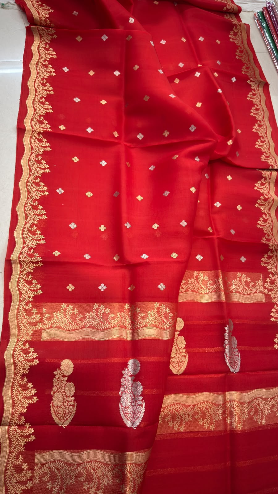 Pure Handloom banarasi  kora Silk Saree With Blouse