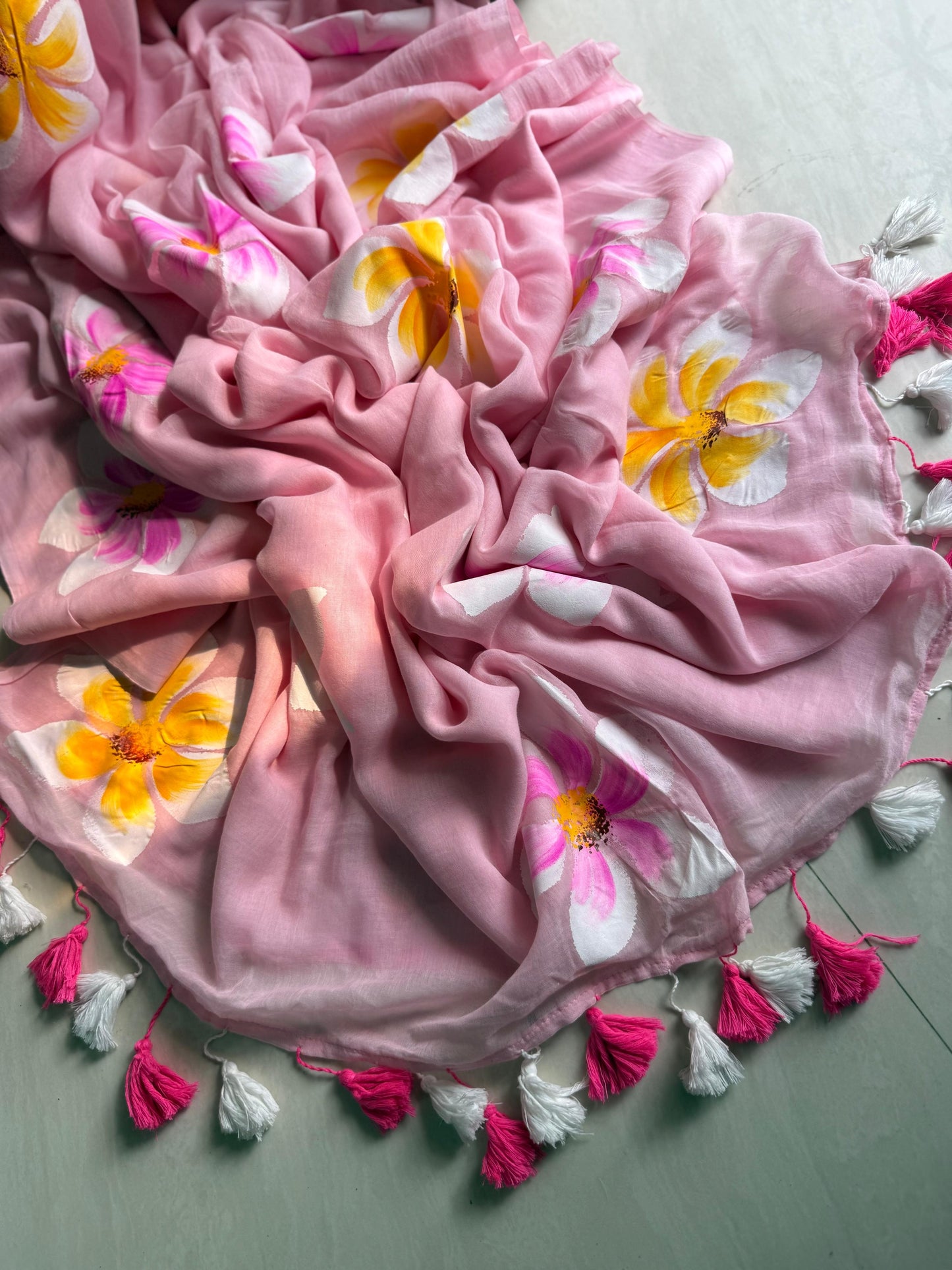 Beautiful Mulmul   Cotton Flowers design Hand Painted Saree