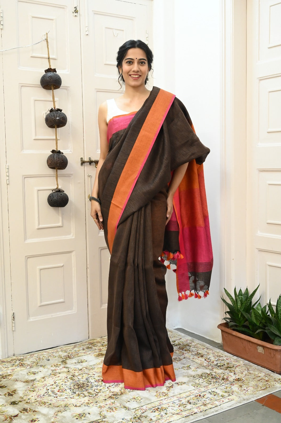 Linen By Linen Saree With Blouse
