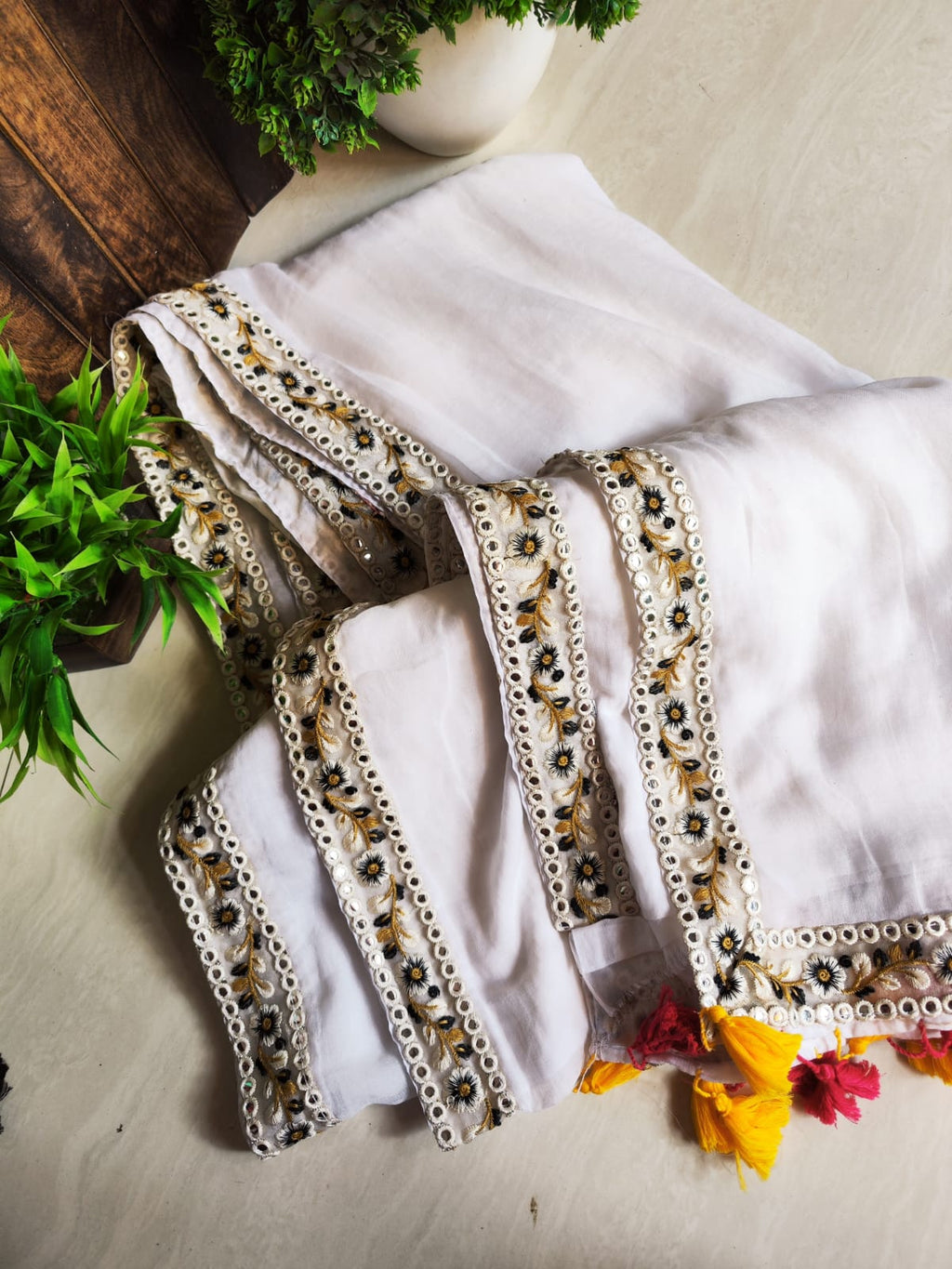 Beautiful Cotton Mulmul  Saree  Multi Color  Border