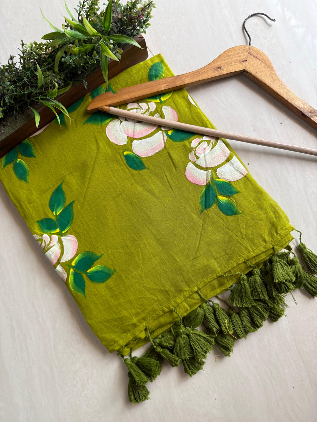 Beautiful Mulmul   Cotton Flowers design Hand Painted Saree