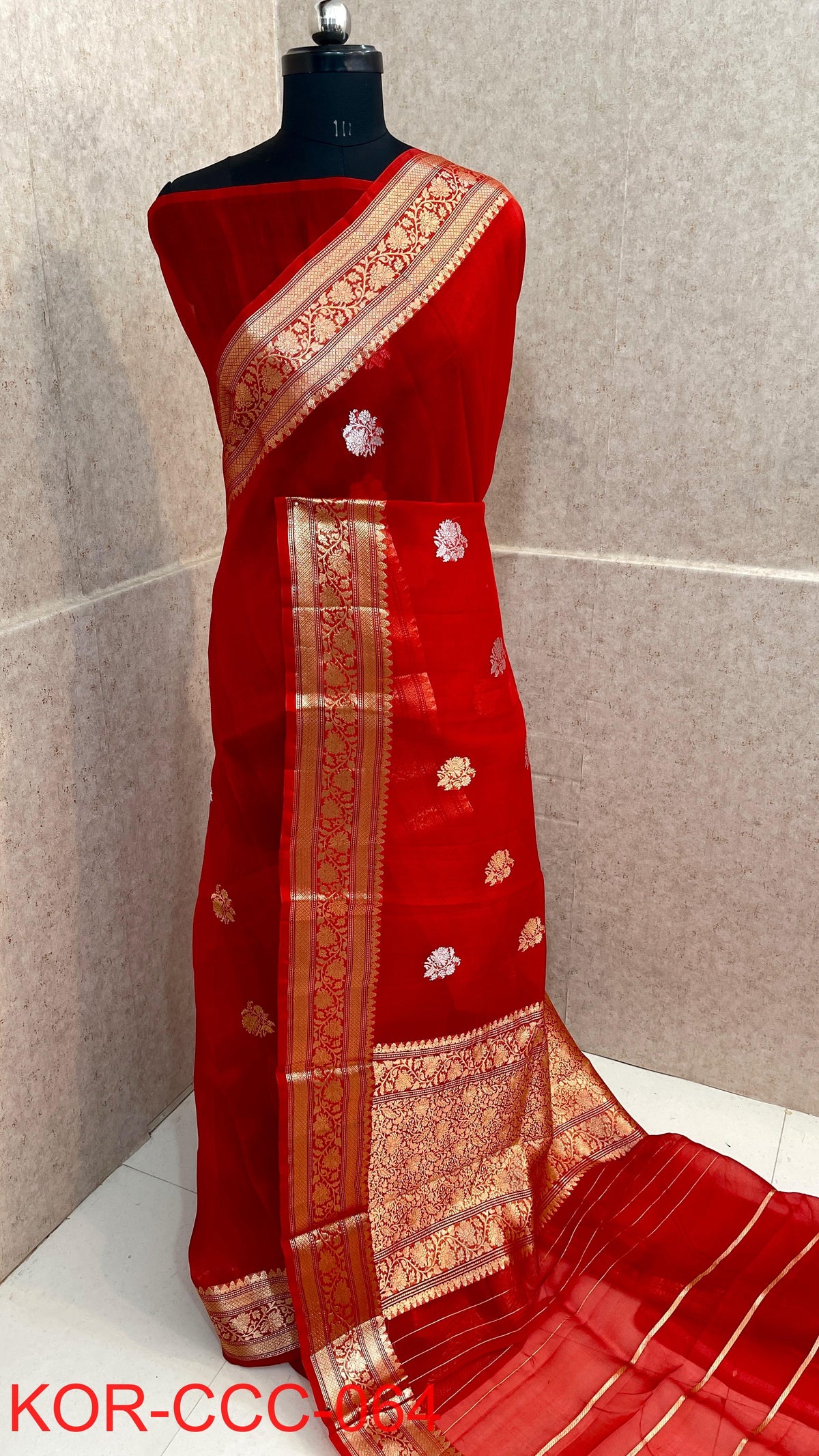 Pure Handloom banarasi  kora Silk Saree With Blouse