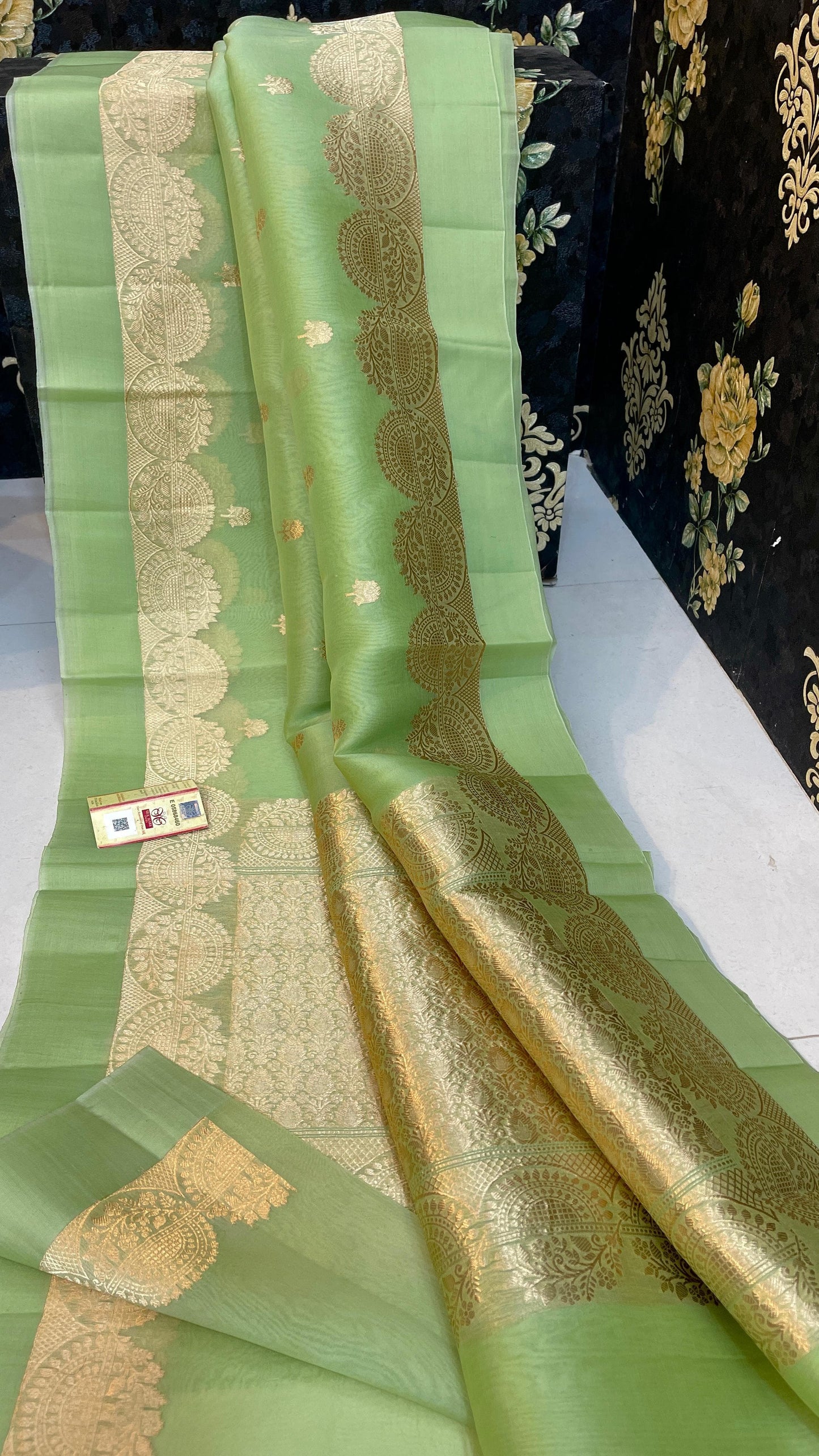 Banarasi Semi  Kora Organza Dybel  Saree
