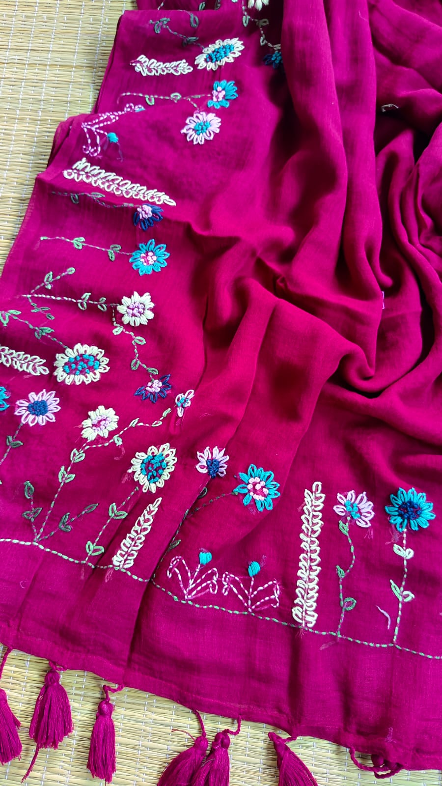 Beautiful Hand Stitch Pure Mul Cotton Saree Without blouse