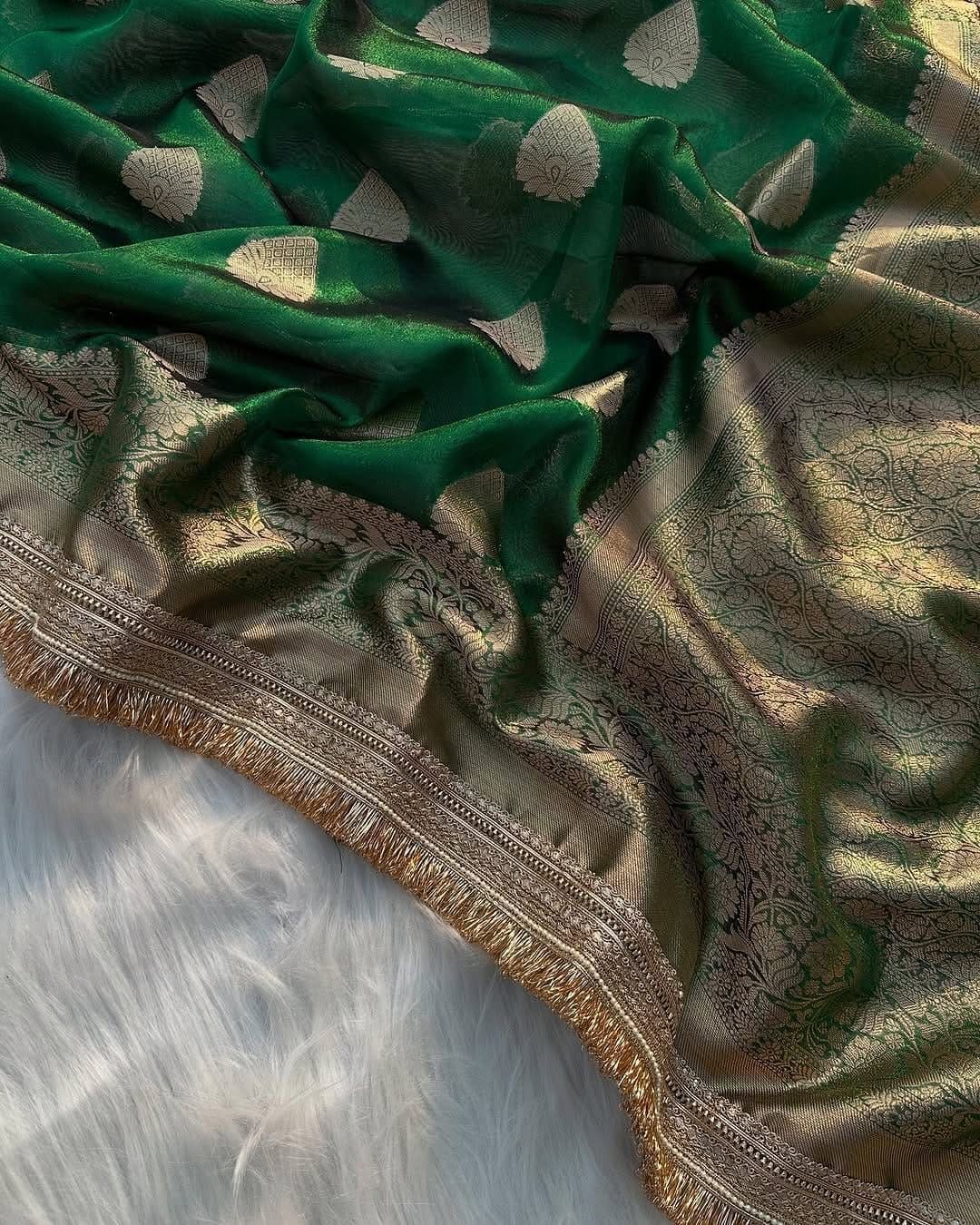 Banarasi Tissue Silk Saree with Lace Work border  Full body Zari Booti Weaving