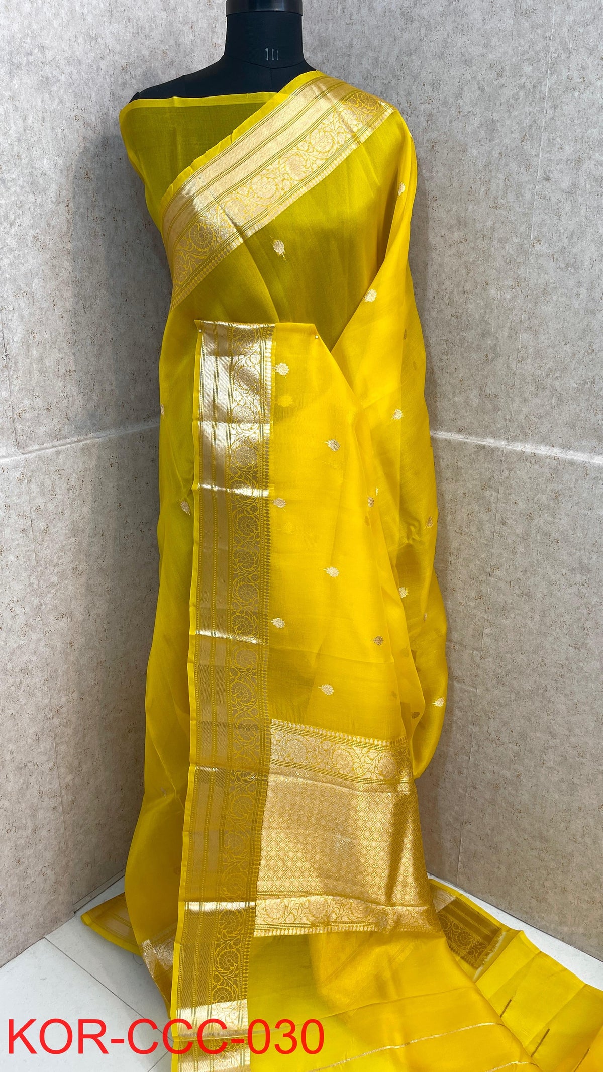Pure Handloom banarasi  kora Silk Saree With Blouse