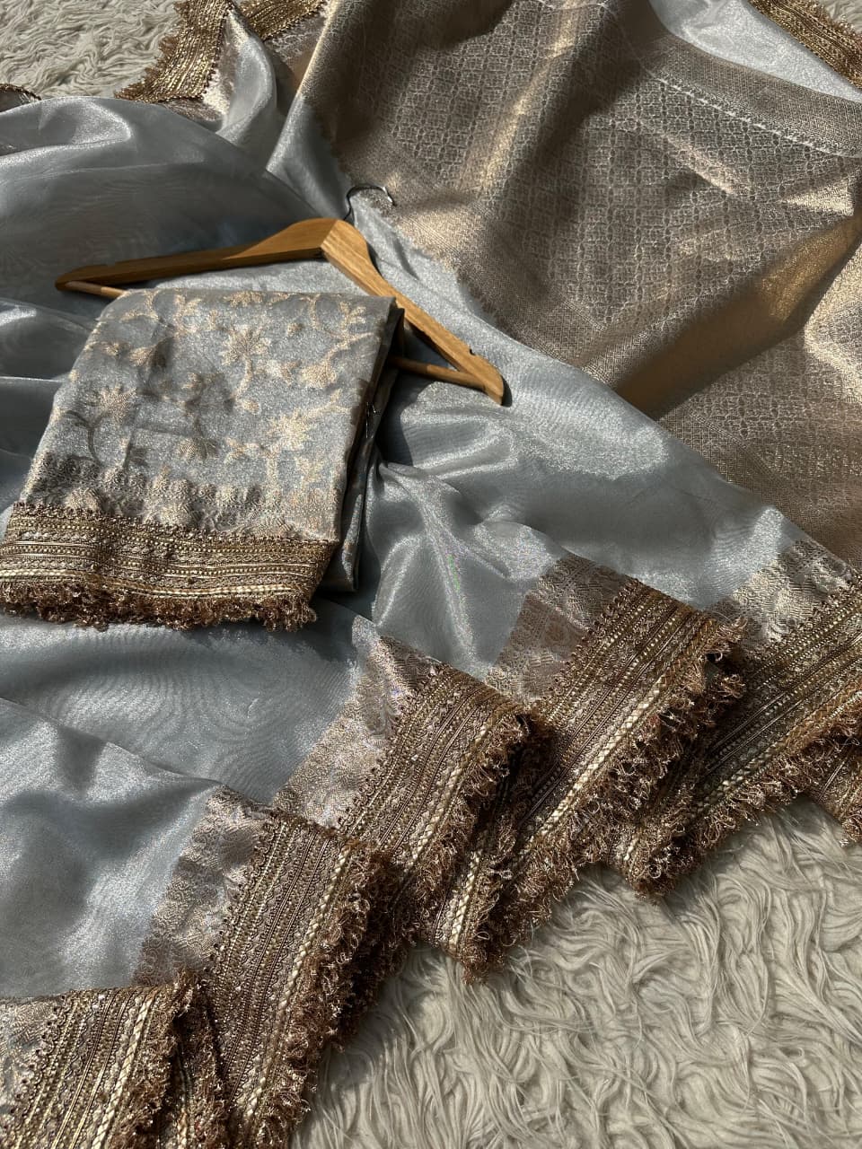 Banarasi Tissue Silk Saree With lace work border