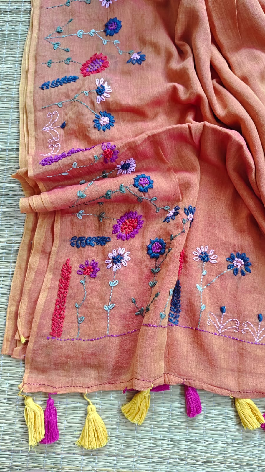 Beautiful Hand Stitch Pure Mul Cotton Saree Without blouse