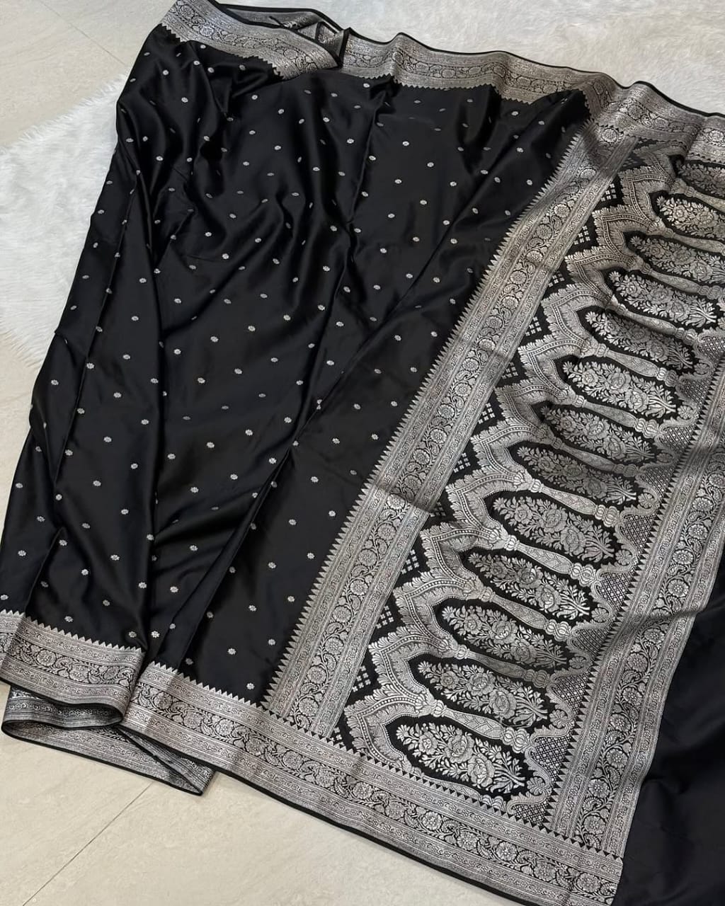 Banarasi Pure katan mashru silk saree With Blouse