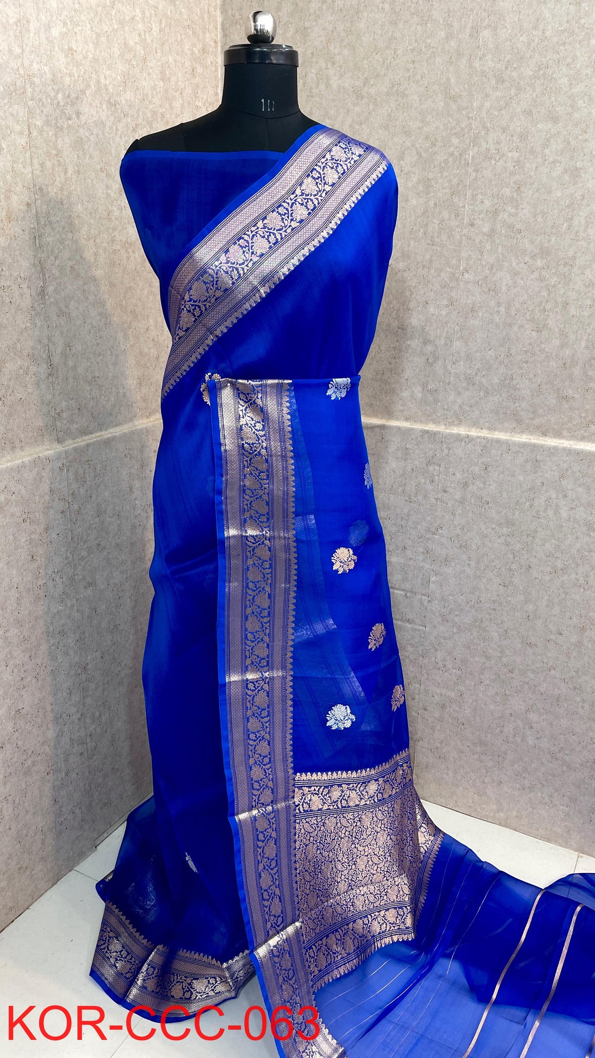 Pure Handloom banarasi  kora Silk Saree With Blouse
