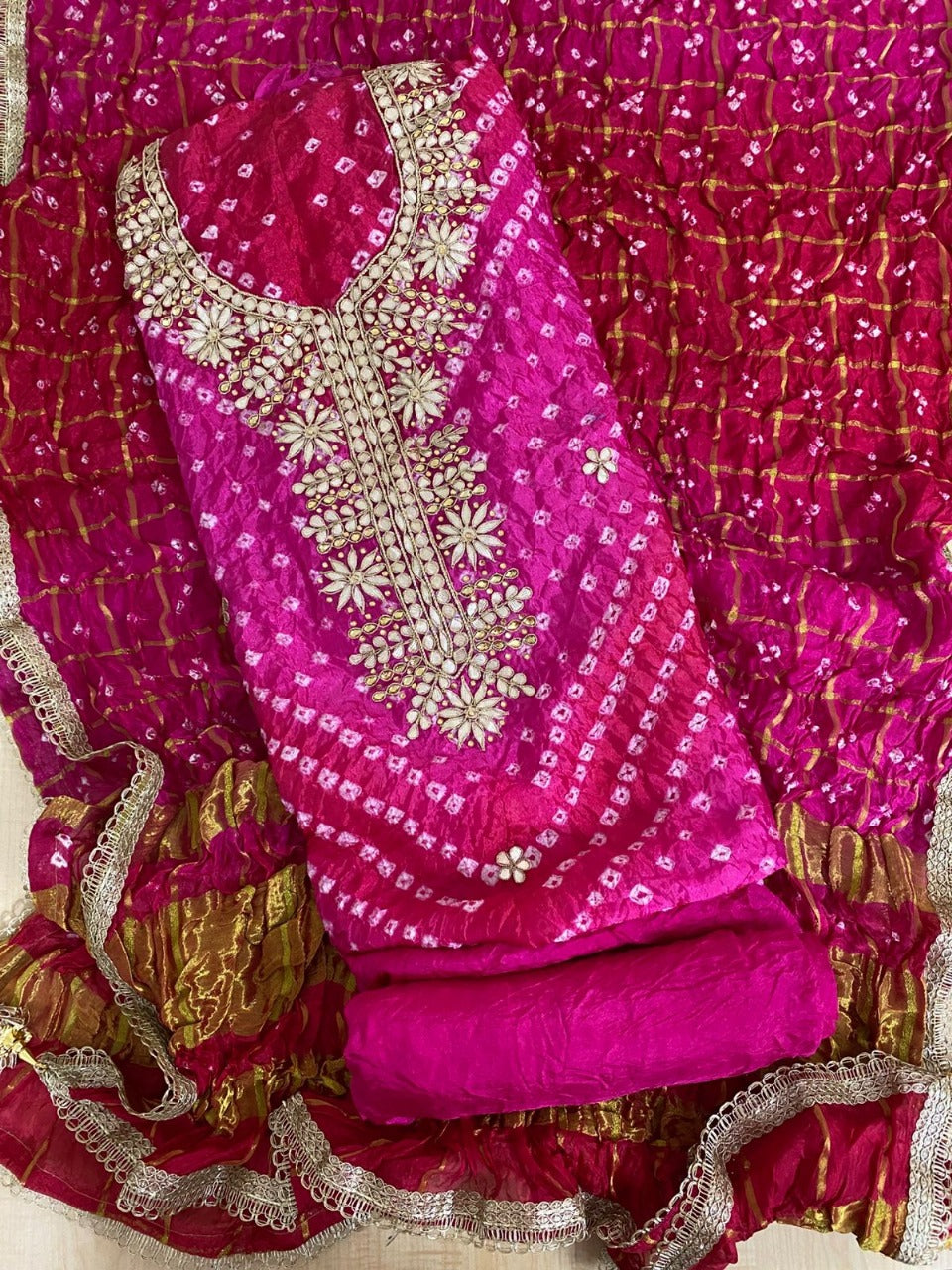 Bandhej Gota patti work Unstitched Suit