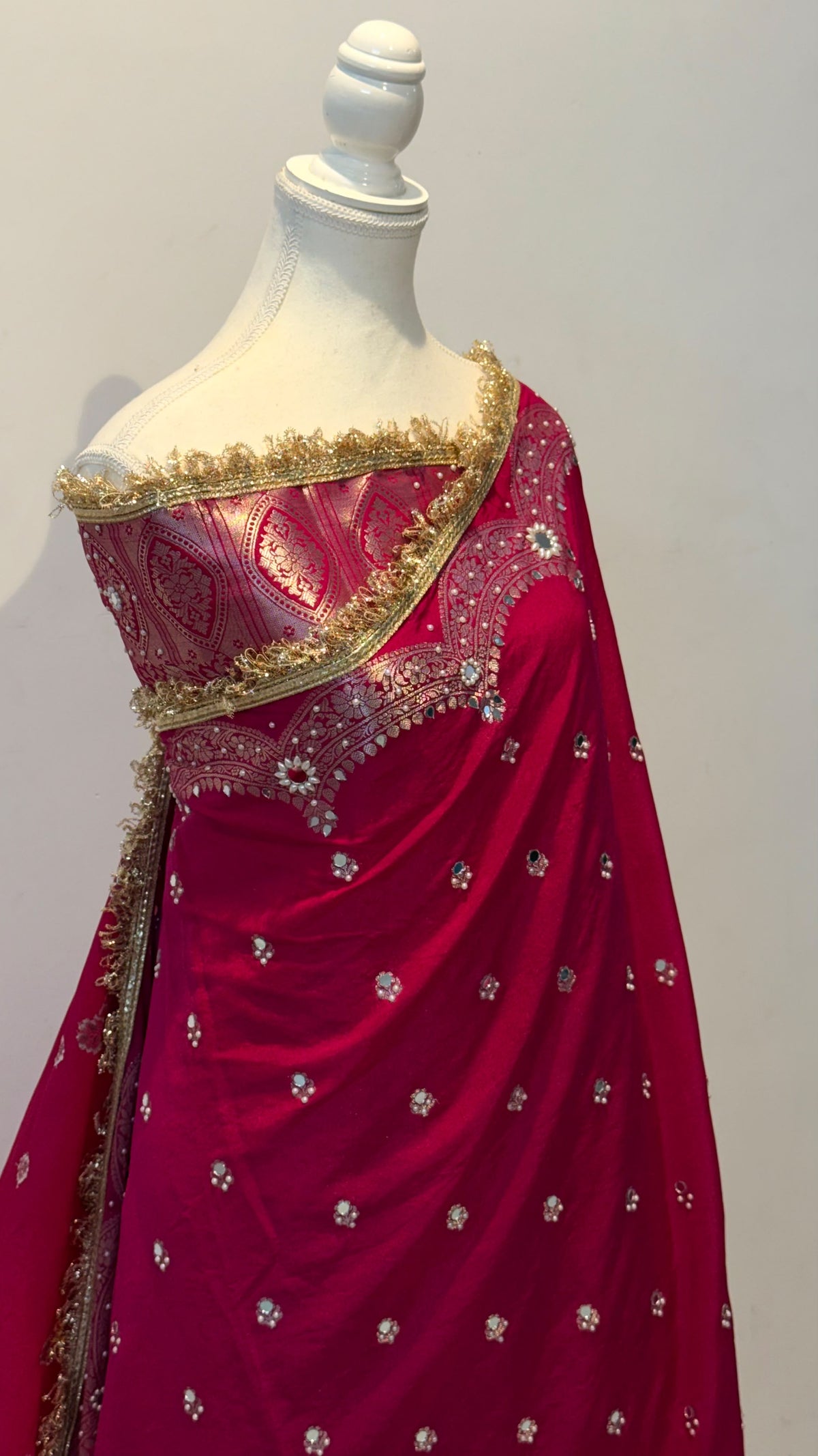 Banarasi  katan soft silk saree with blouse