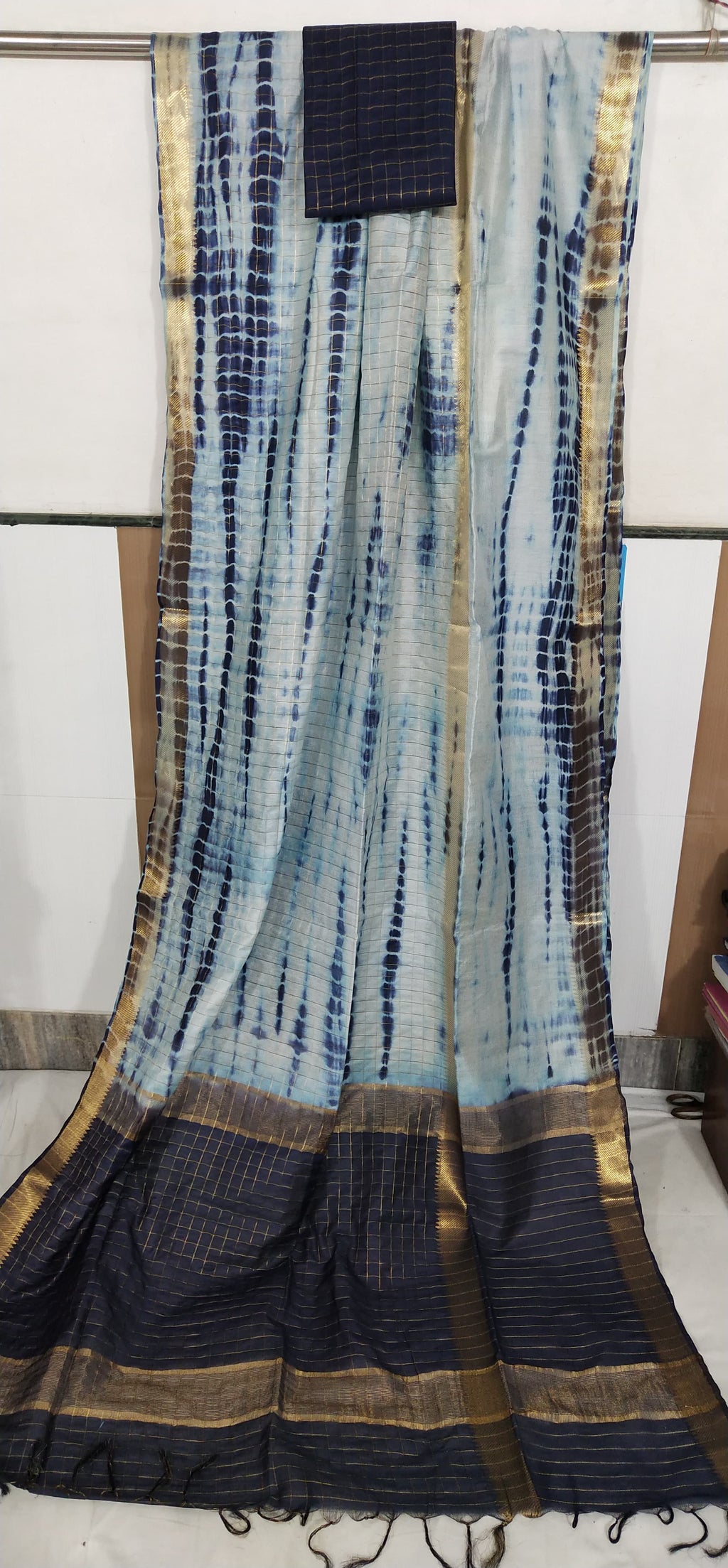 Pure Cotton Silk Mangalagiri  Saree With  Blouse .
